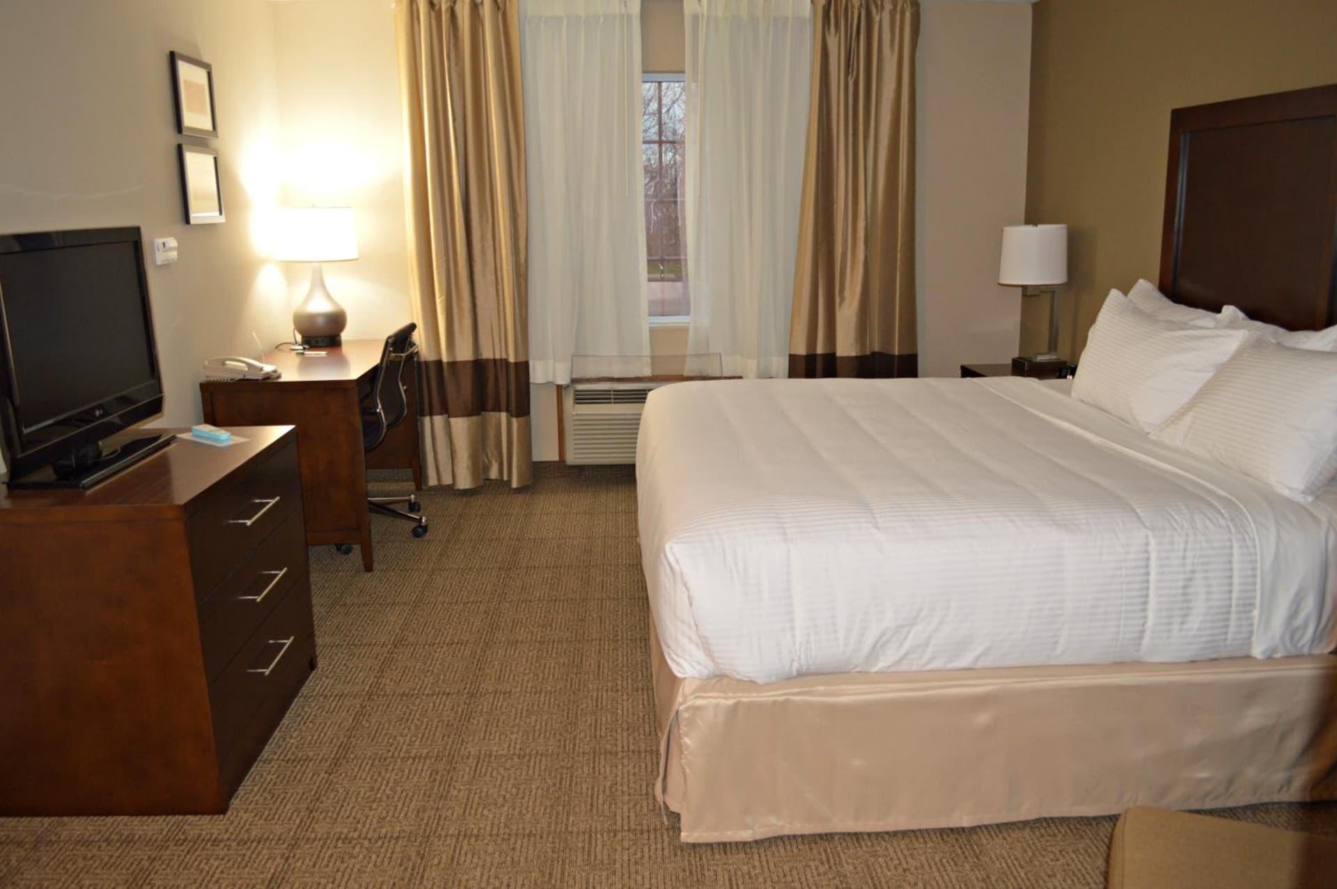 Wyndham Garden Hotel Cross Lanes Charleston gallery photo in Charleston, WV — image 35