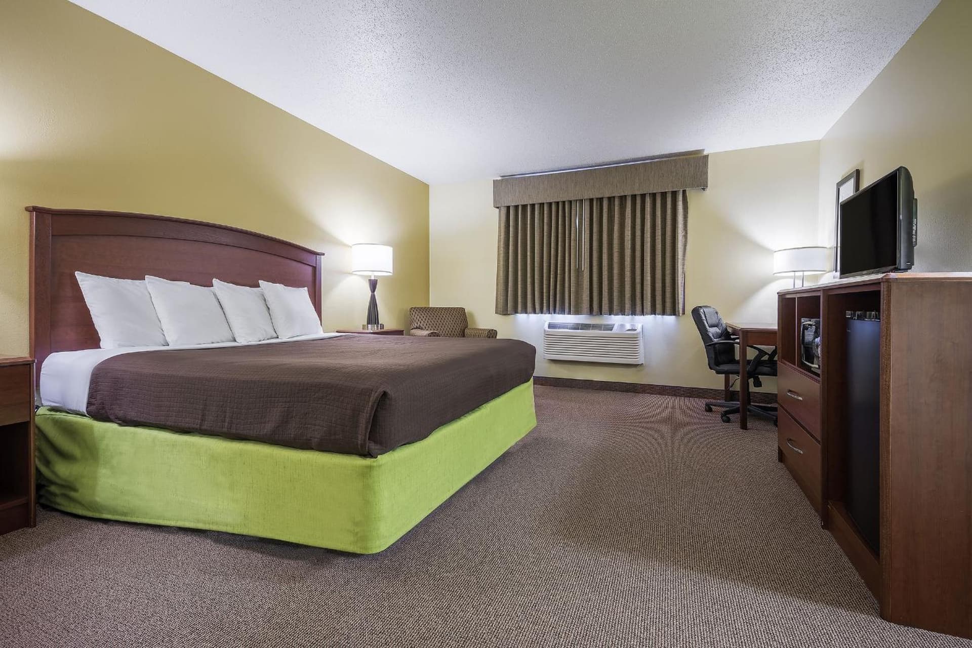 AmericInn by Wyndham Sioux Falls gallery photo in Sioux Falls, SD — image 31