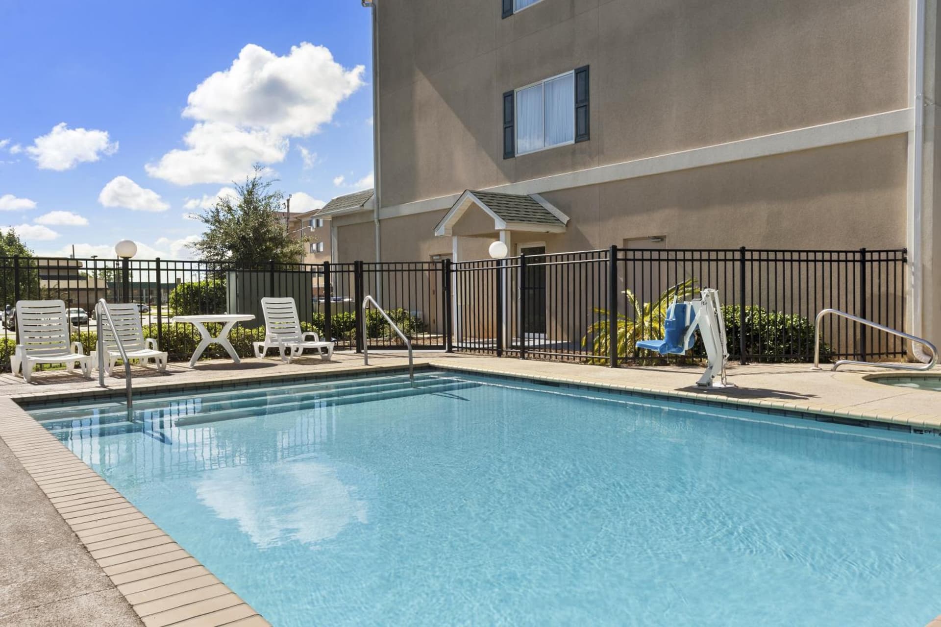 Country Inn & Suites by Radisson, Saraland, AL gallery photo in Saraland, AL — image 37