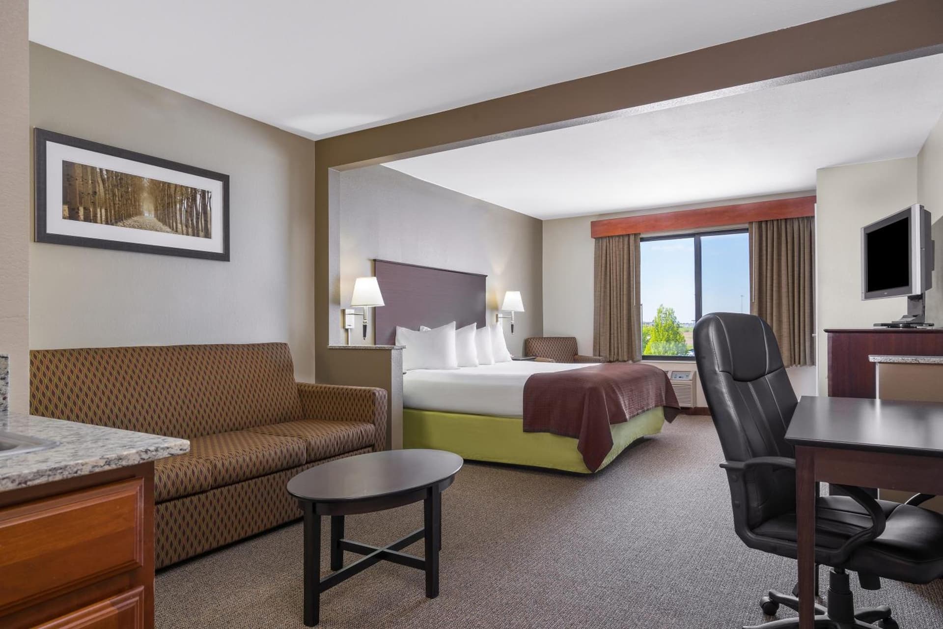 Comfort Inn & Suites Rochester South Mayo Clinic interior in Rochester, MN — gallery photo 2