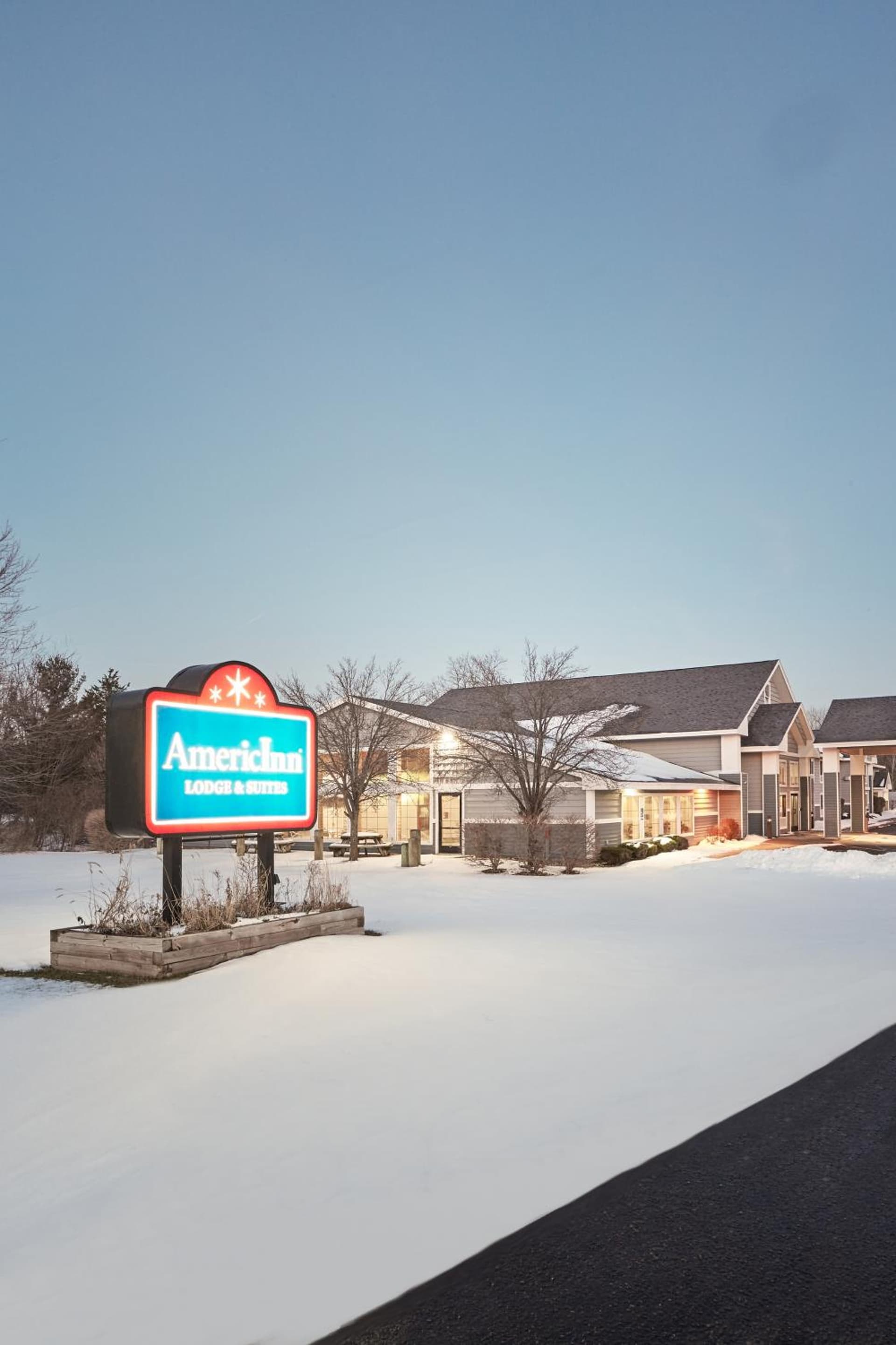 AmericInn by Wyndham Douglas/Saugatuck gallery photo in Saugatuck, MI — image 37