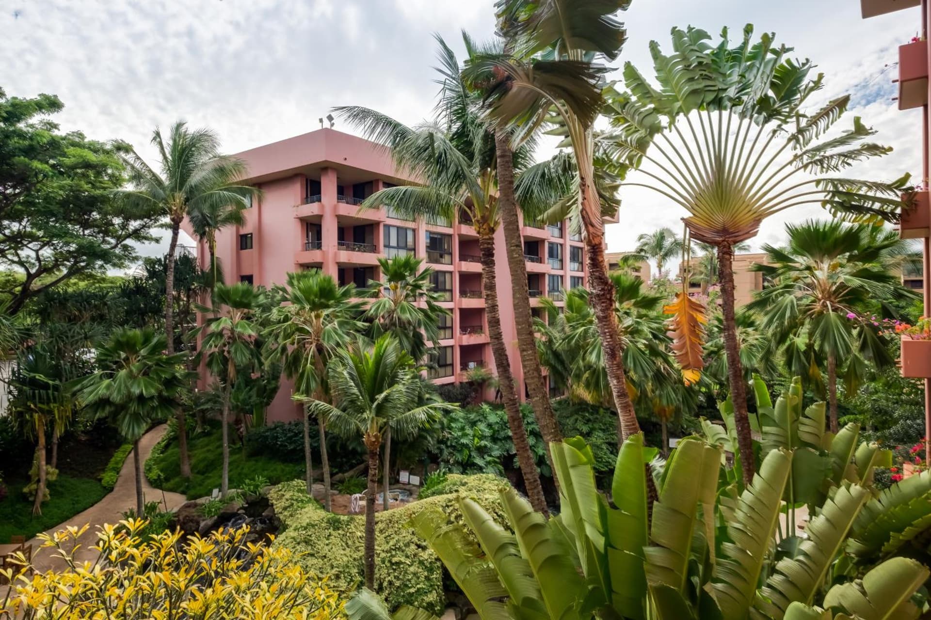 Kahana Falls Resort property views in Honokowai — gallery photo 3