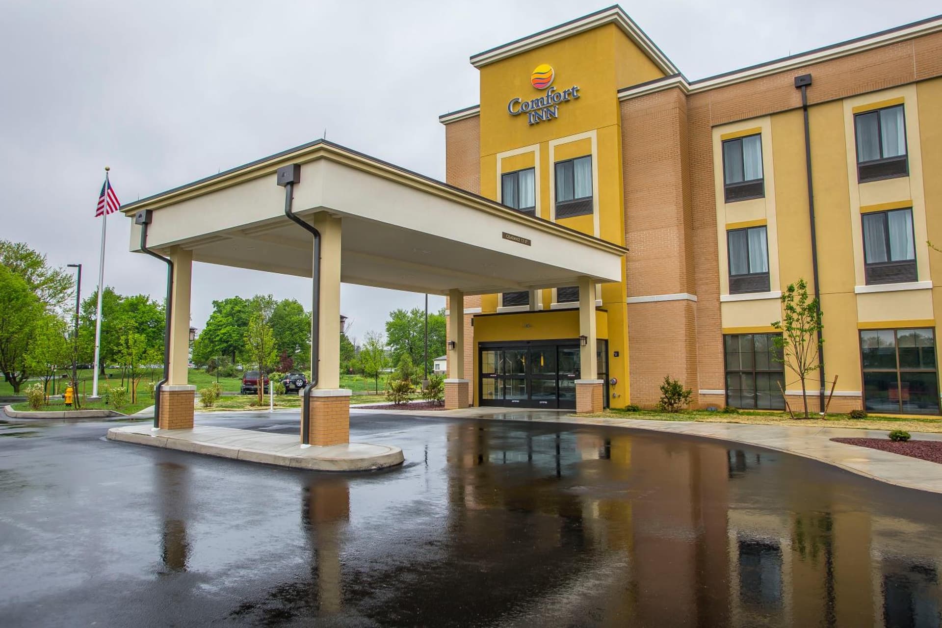 Comfort Inn PA Turnpike - I-81 property views in Carlisle, PA — gallery photo 3