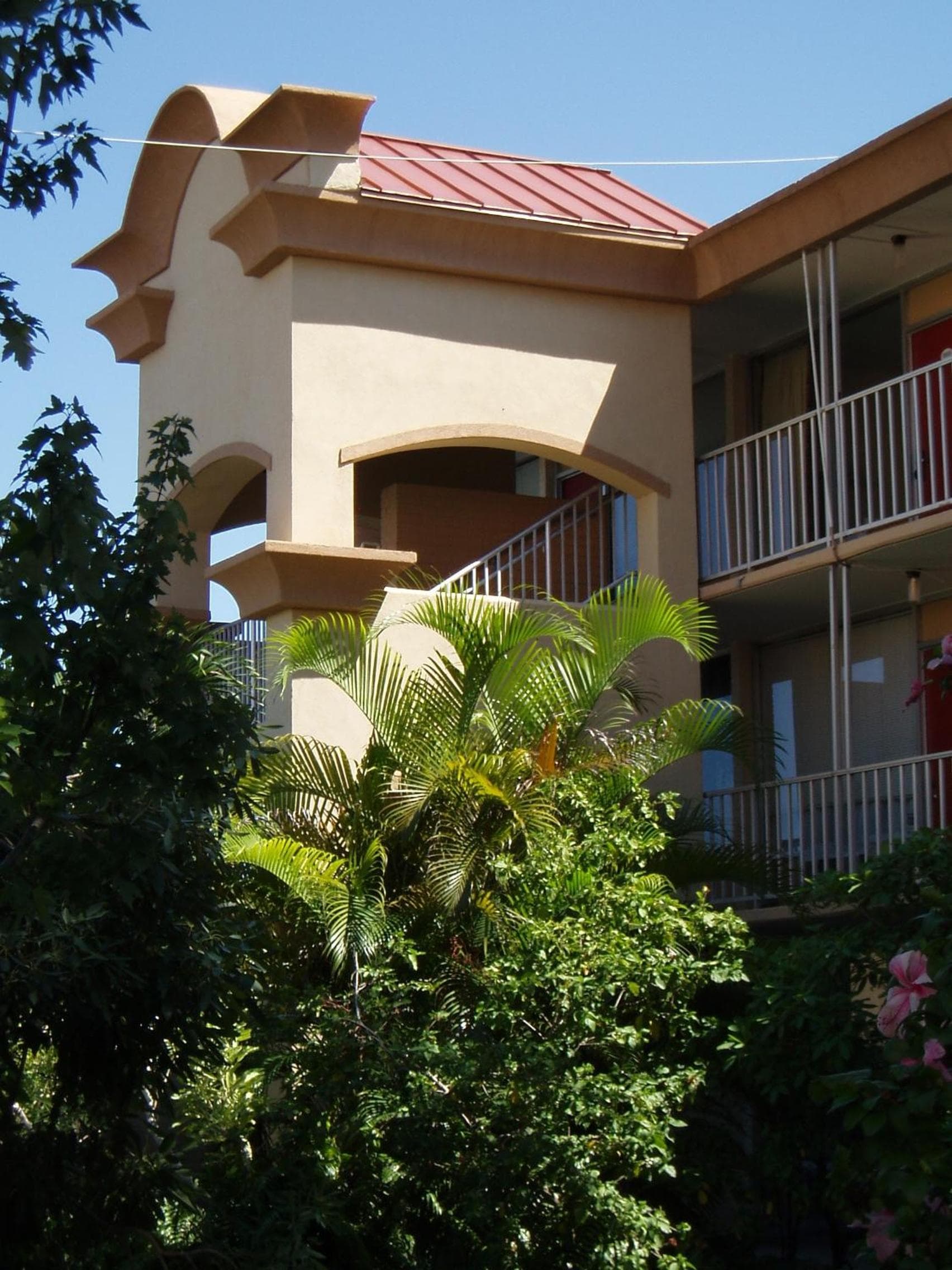 Red Carpet Inn Airport and Cruise Port Hotel Fort Lauderdale gallery photo in Fort Lauderdale, FL — image 10