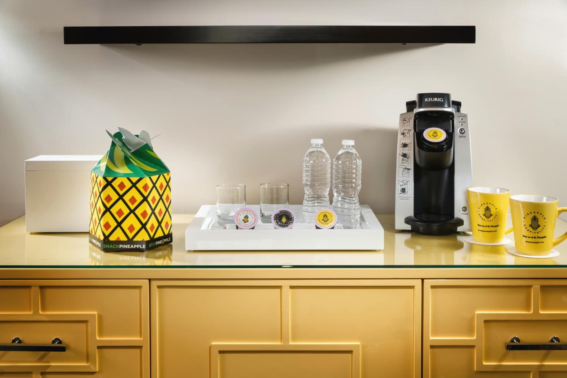 Staypineapple, An Elegant Hotel, Union Square interior in San Francisco, CA — gallery photo 2