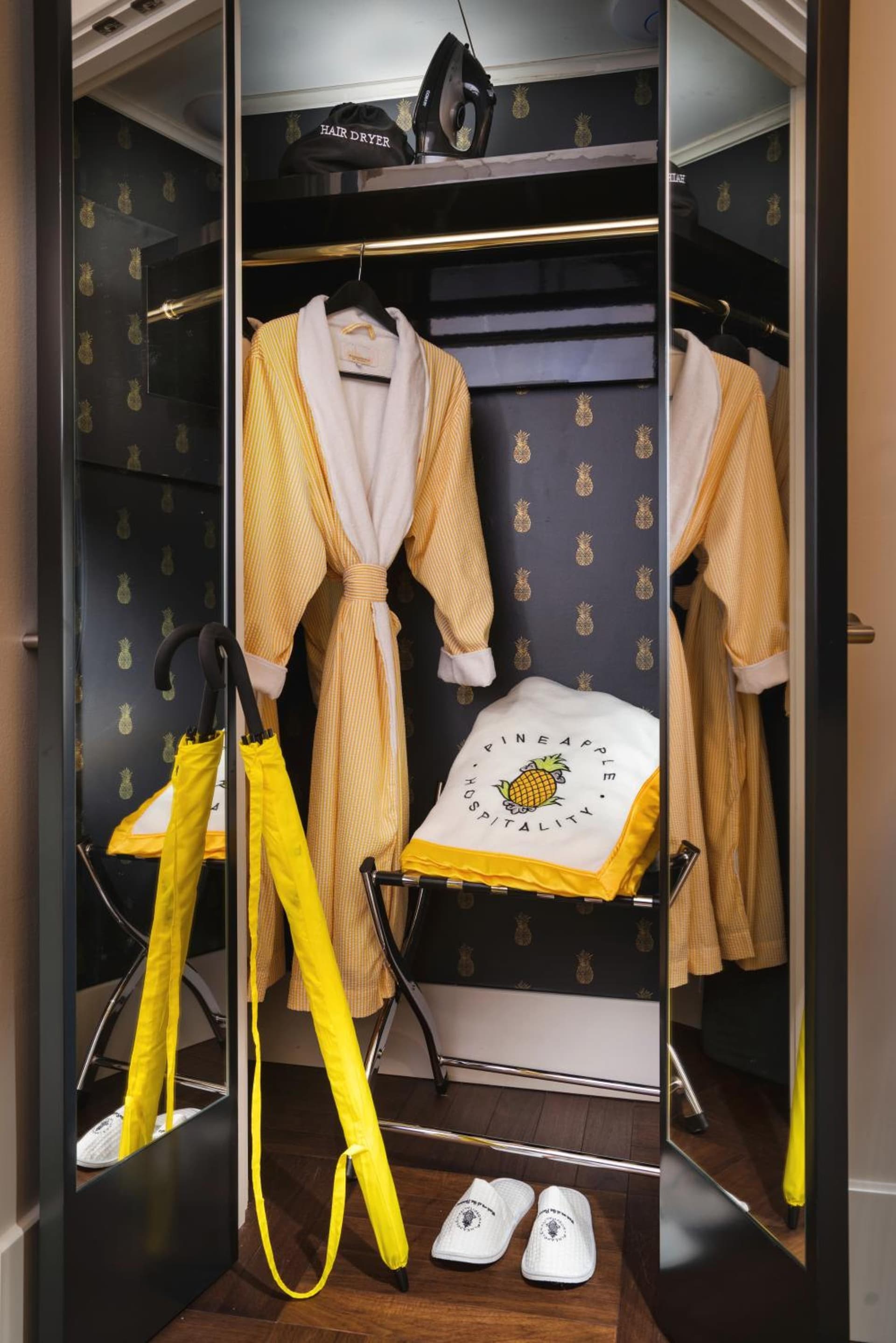 Staypineapple, An Elegant Hotel, Union Square gallery photo in San Francisco, CA — image 11