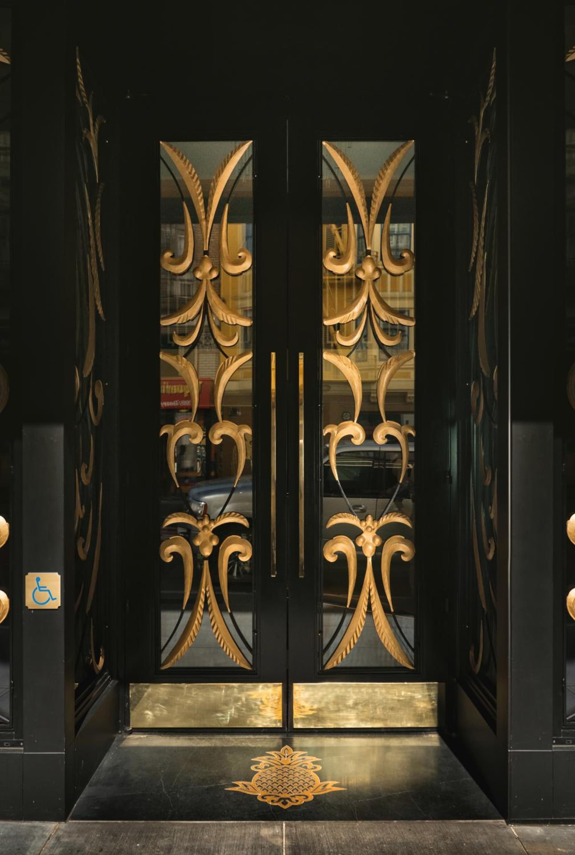 Staypineapple, An Elegant Hotel, Union Square gallery photo in San Francisco, CA — image 17
