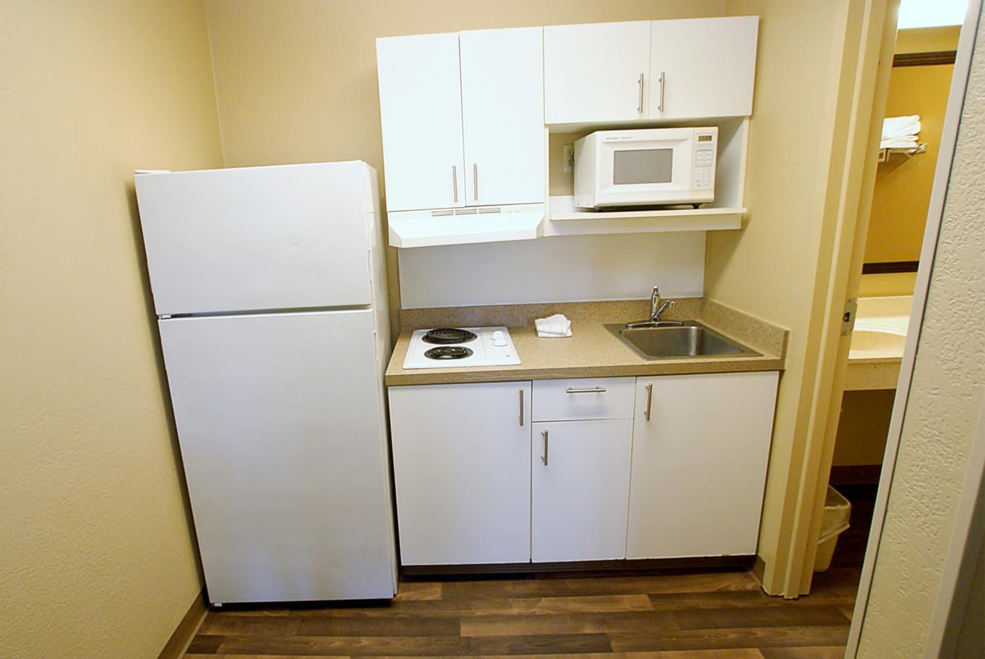 Extended Stay America Select Suites - Denver - Lakewood South gallery photo in Lakewood, CO — image 17
