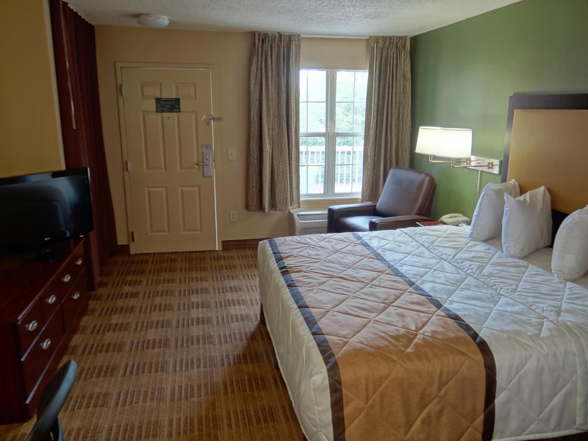 Extended Stay America Suites - Mobile - Spring Hill gallery photo in Mobile, AL — image 32