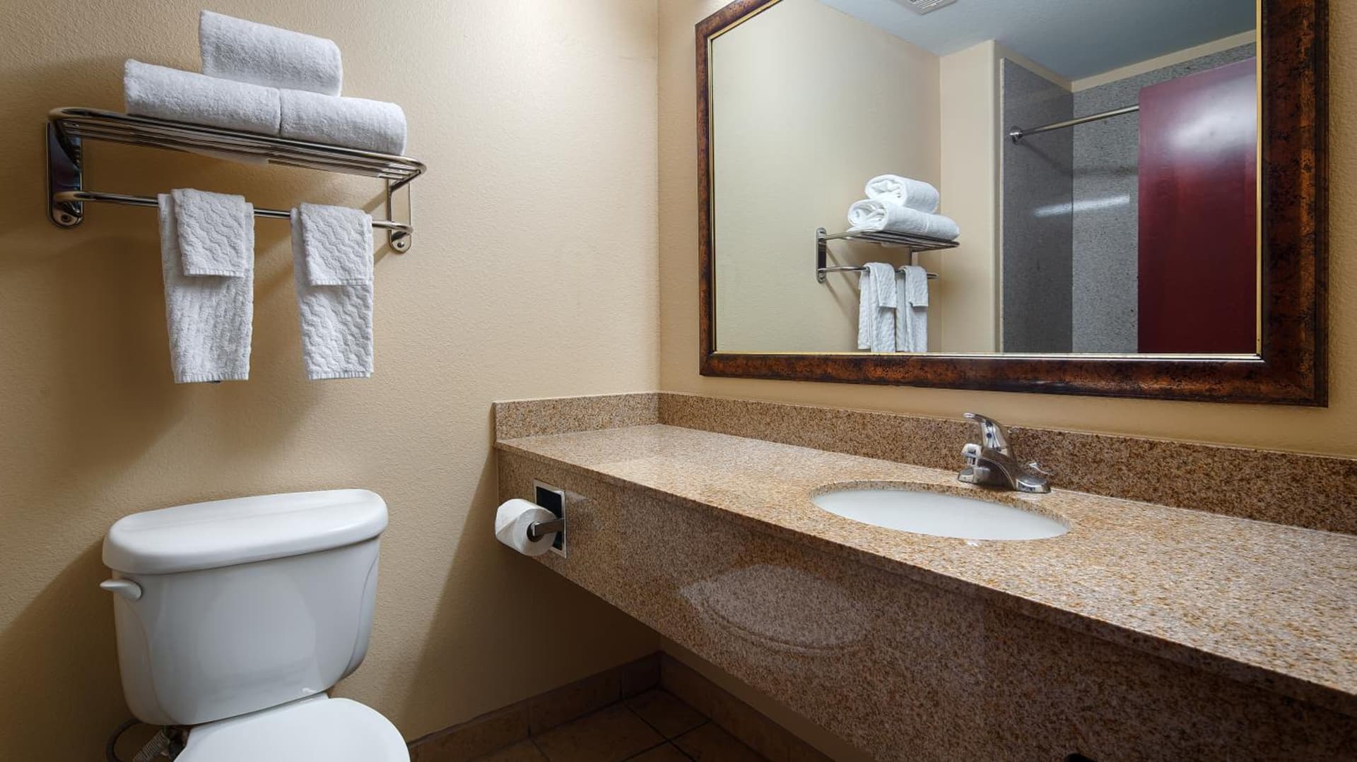 Best Western Plus Katy Inn & Suites gallery photo in Katy, TX — image 19