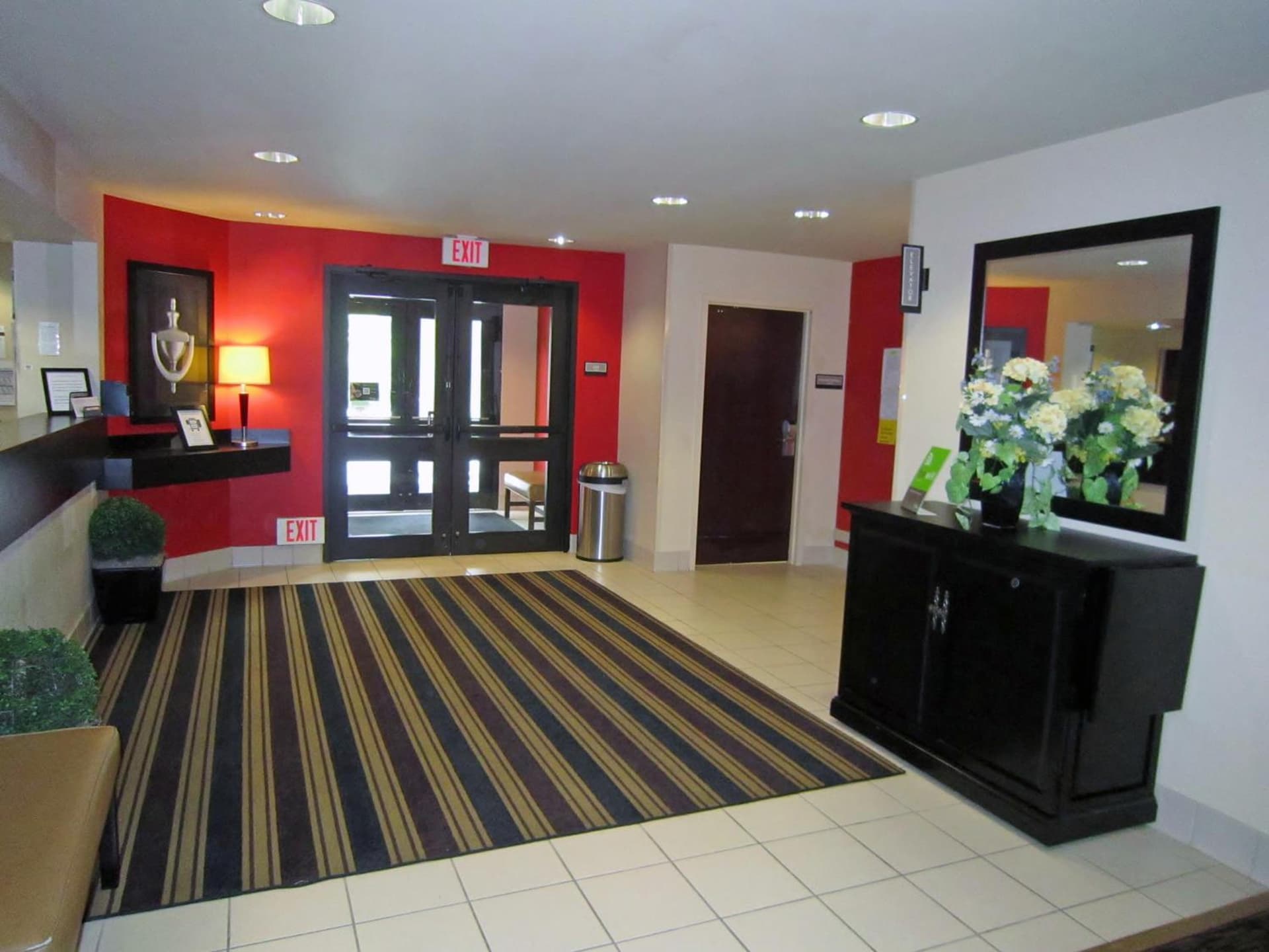 Extended Stay America Suites - Nashua - Manchester gallery photo in Nashua, NH — image 25