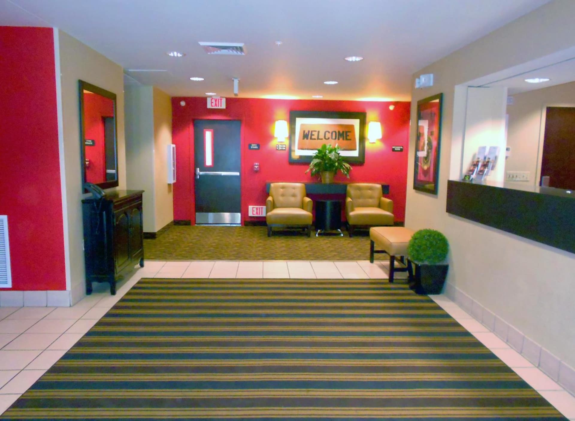 Extended Stay America Suites - Champaign - Urbana gallery photo in Champaign, IL — image 10