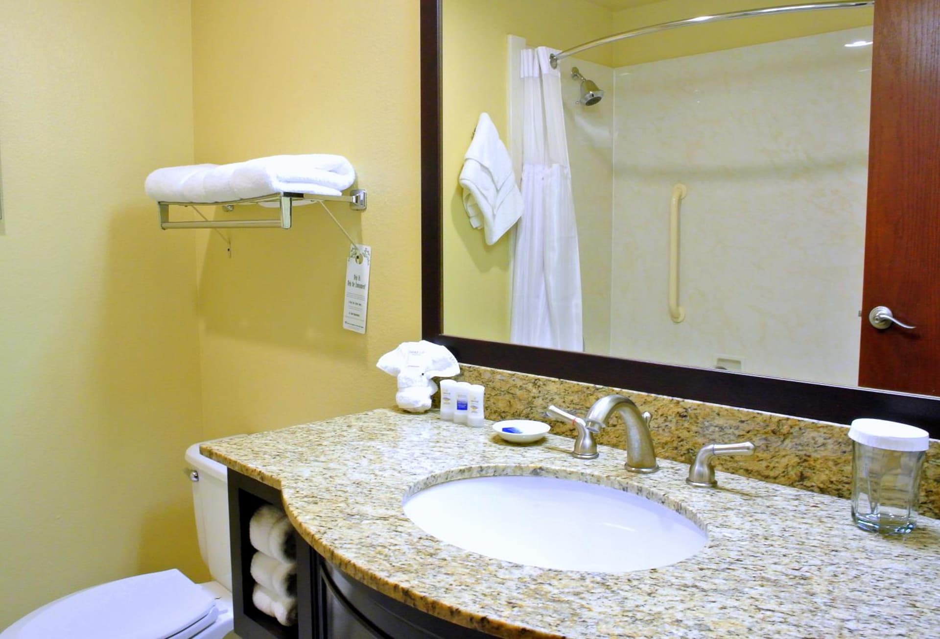 Best Western Plus Plaza by the Green gallery photo in Kent, WA — image 16