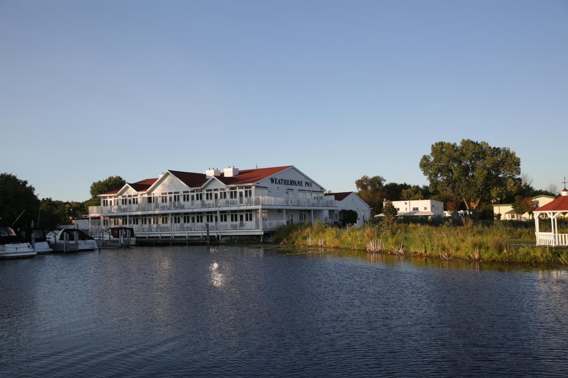 Weathervane Inn gallery photo in Montague, MI — image 42