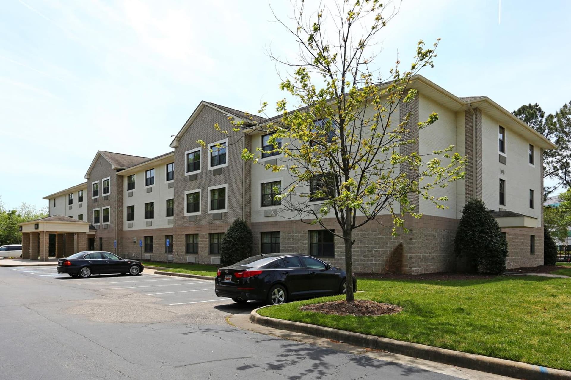 Extended Stay America Suites - Hampton - Coliseum gallery photo in Hampton, VA — image 6