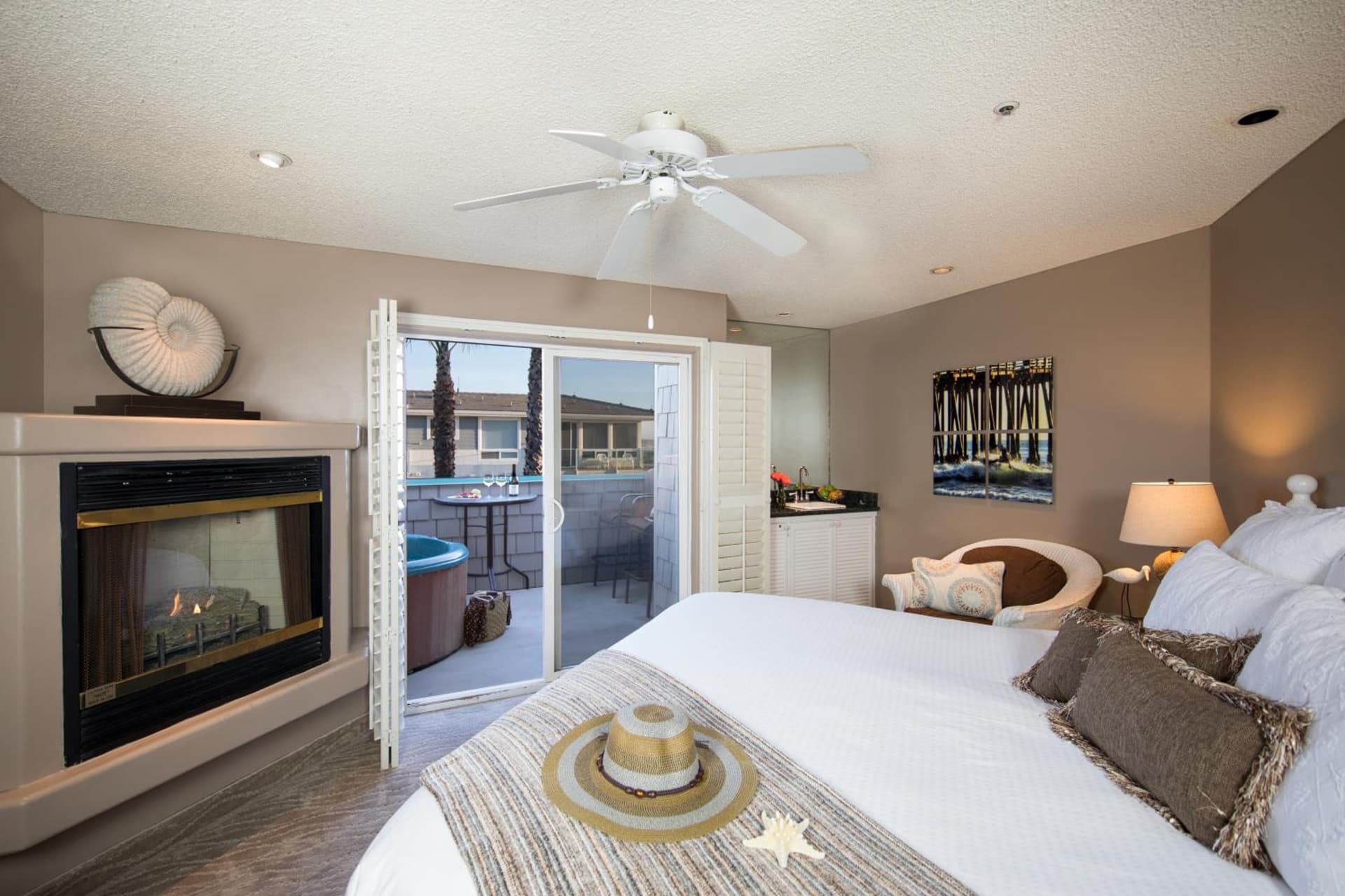 SeaVenture Beach Hotel gallery photo in Pismo Beach, CA — image 25