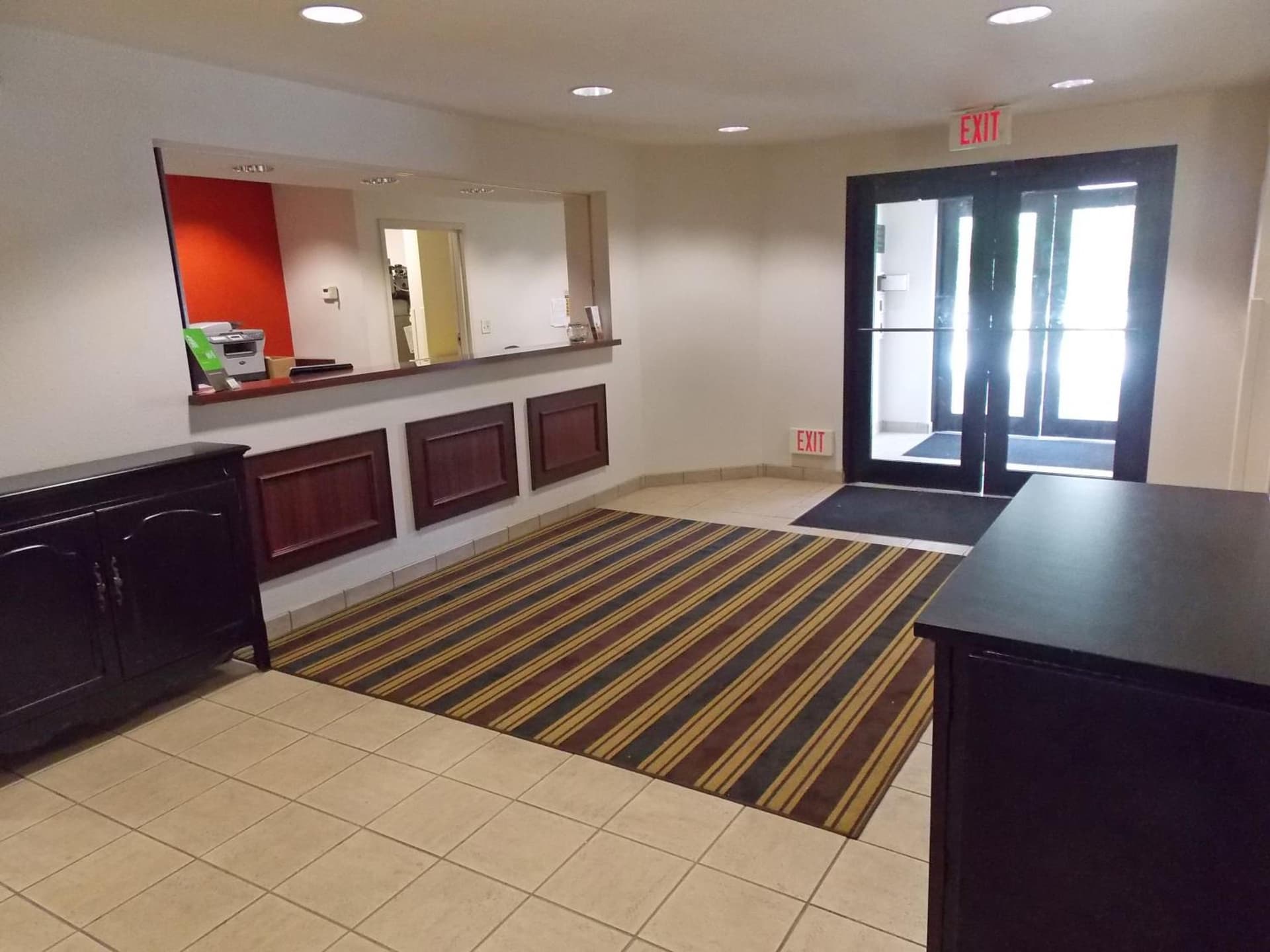 Extended Stay America Select Suites - Columbia - Stadium Blvd gallery photo in Columbia, MO — image 5