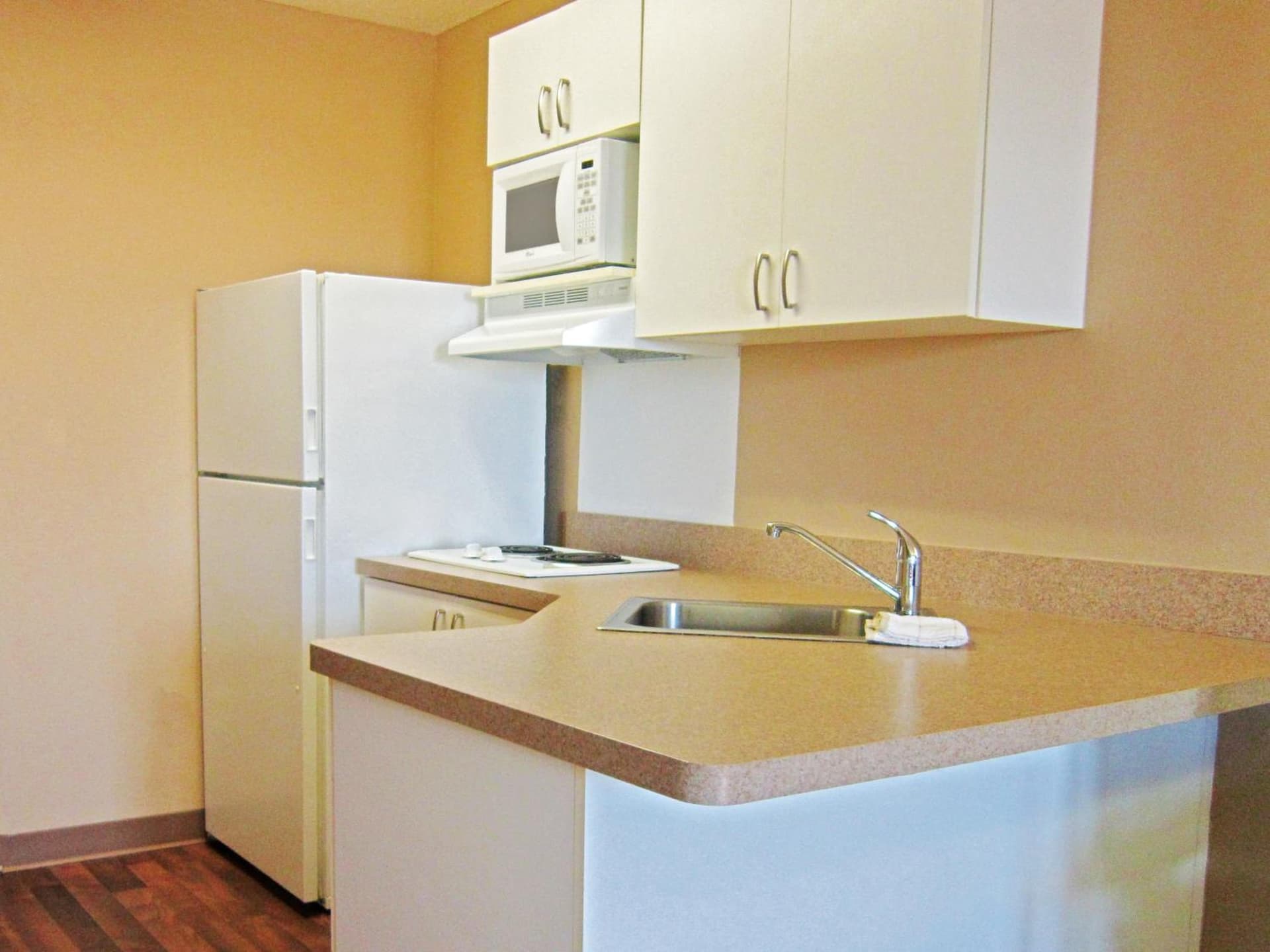Studio 6 Suites Fresno North CA gallery photo in Fresno, CA — image 6