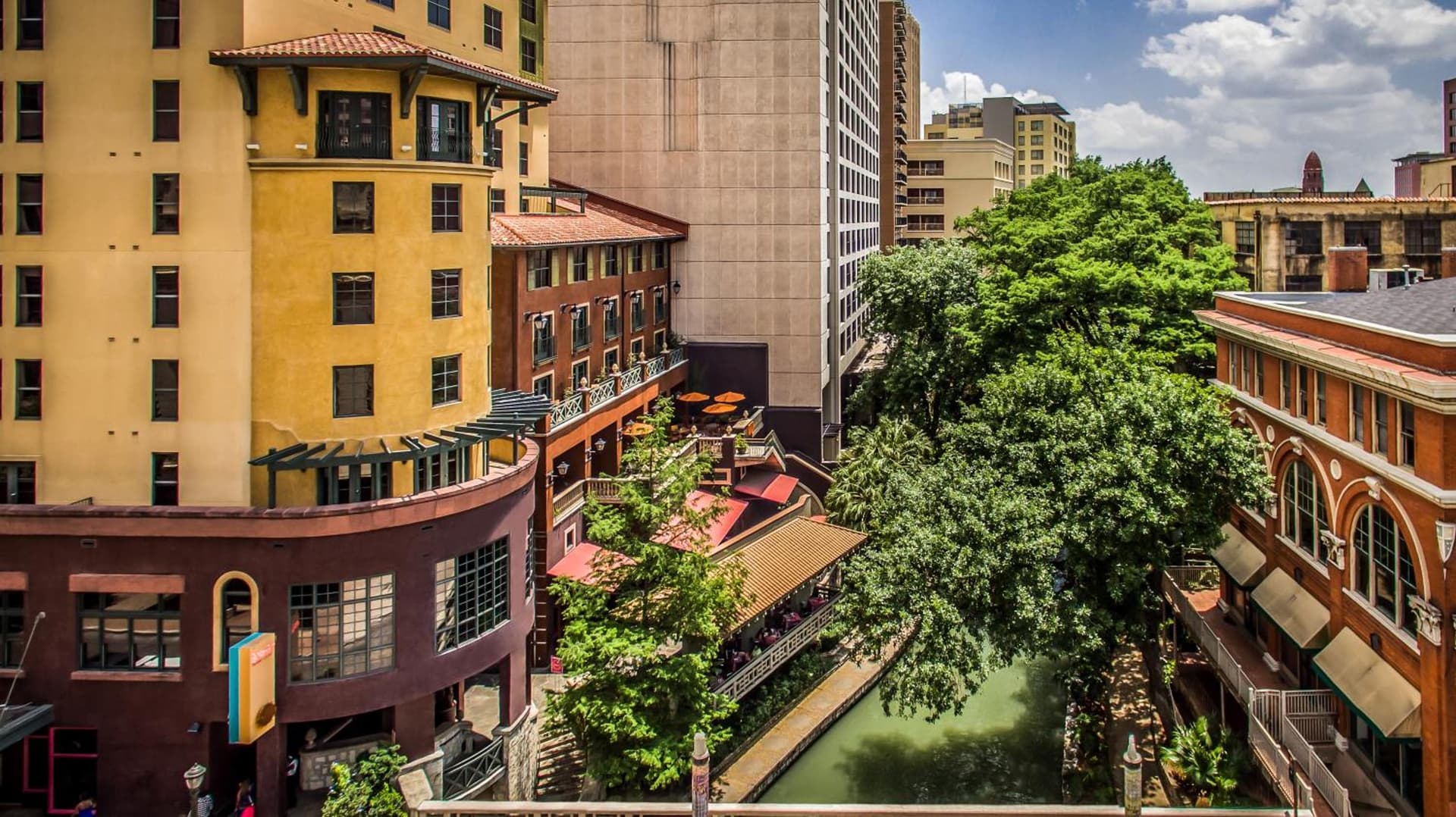 Hotel Valencia Riverwalk gallery photo in San Antonio, TX — image 48