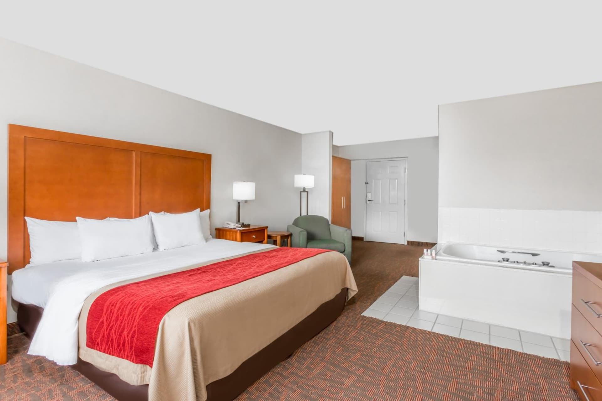 Days Inn by Wyndham Williamsburg Historic Area gallery photo in Williamsburg, VA — image 32