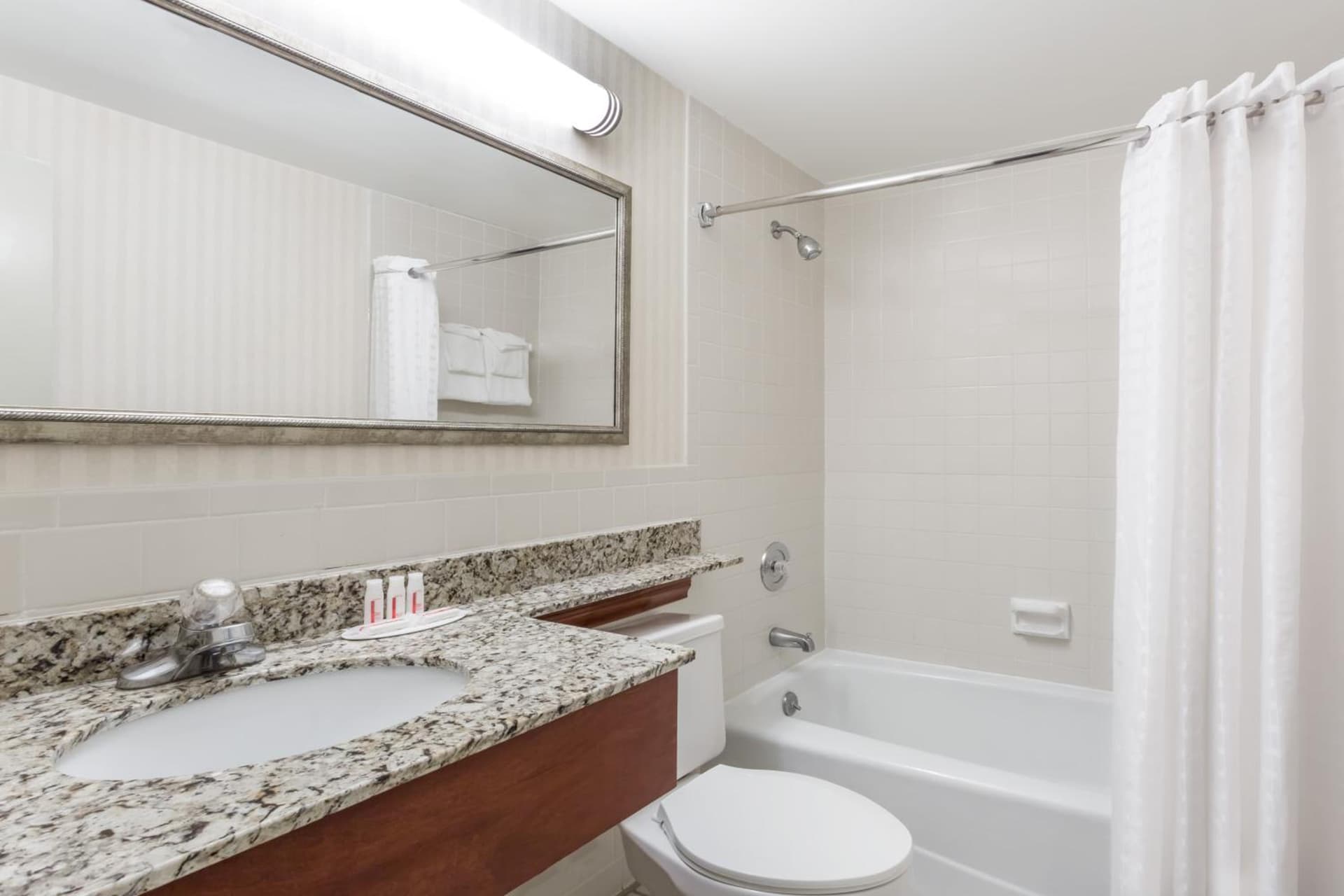 Days Inn by Wyndham Williamsburg Historic Area gallery photo in Williamsburg, VA — image 29