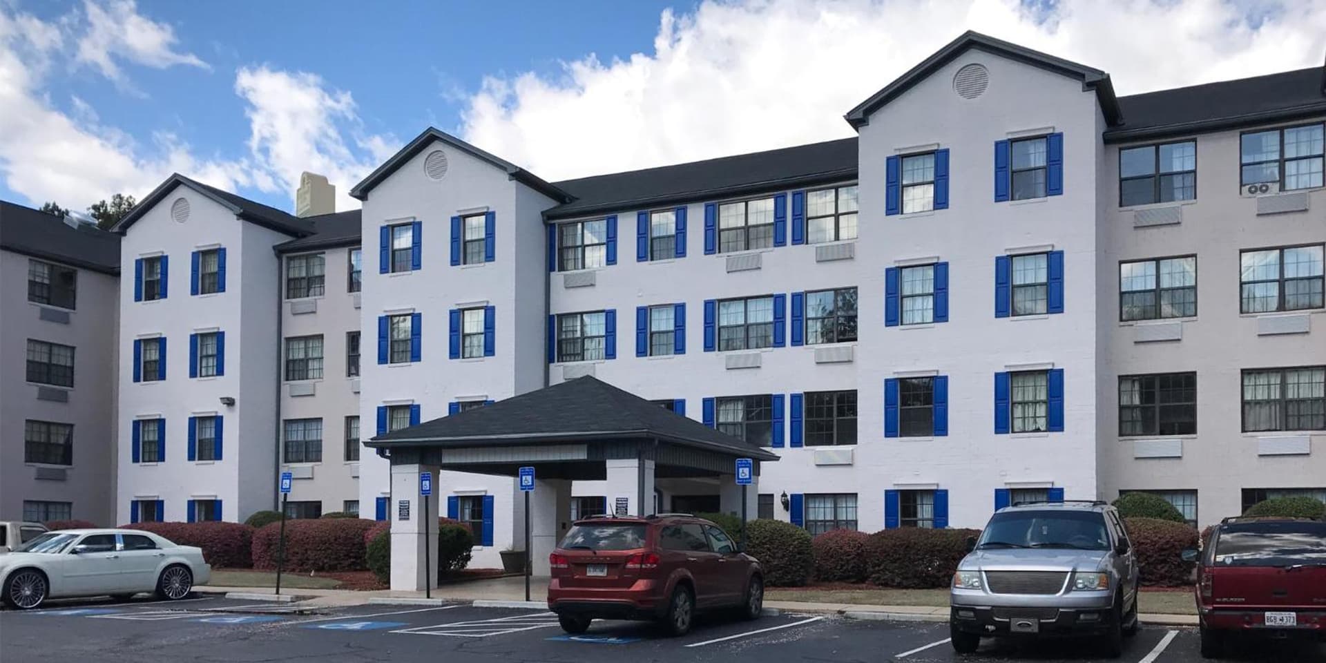 InTown Suites Extended Stay Marietta GA - Town Center featured exterior or lobby in Kennesaw, GA — similar hotel