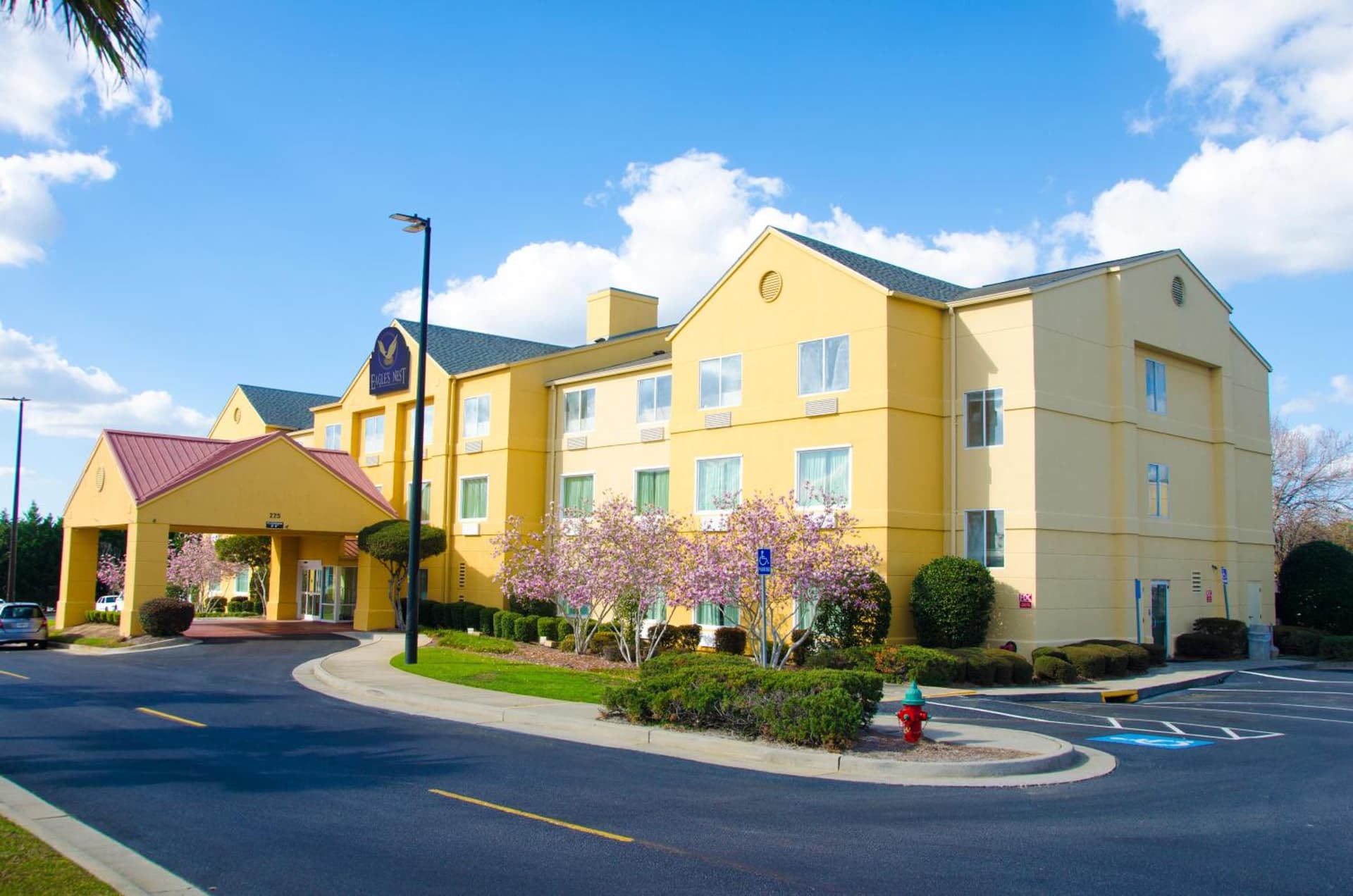 Eagles Nest Inn — hotel in Statesboro, Georgia