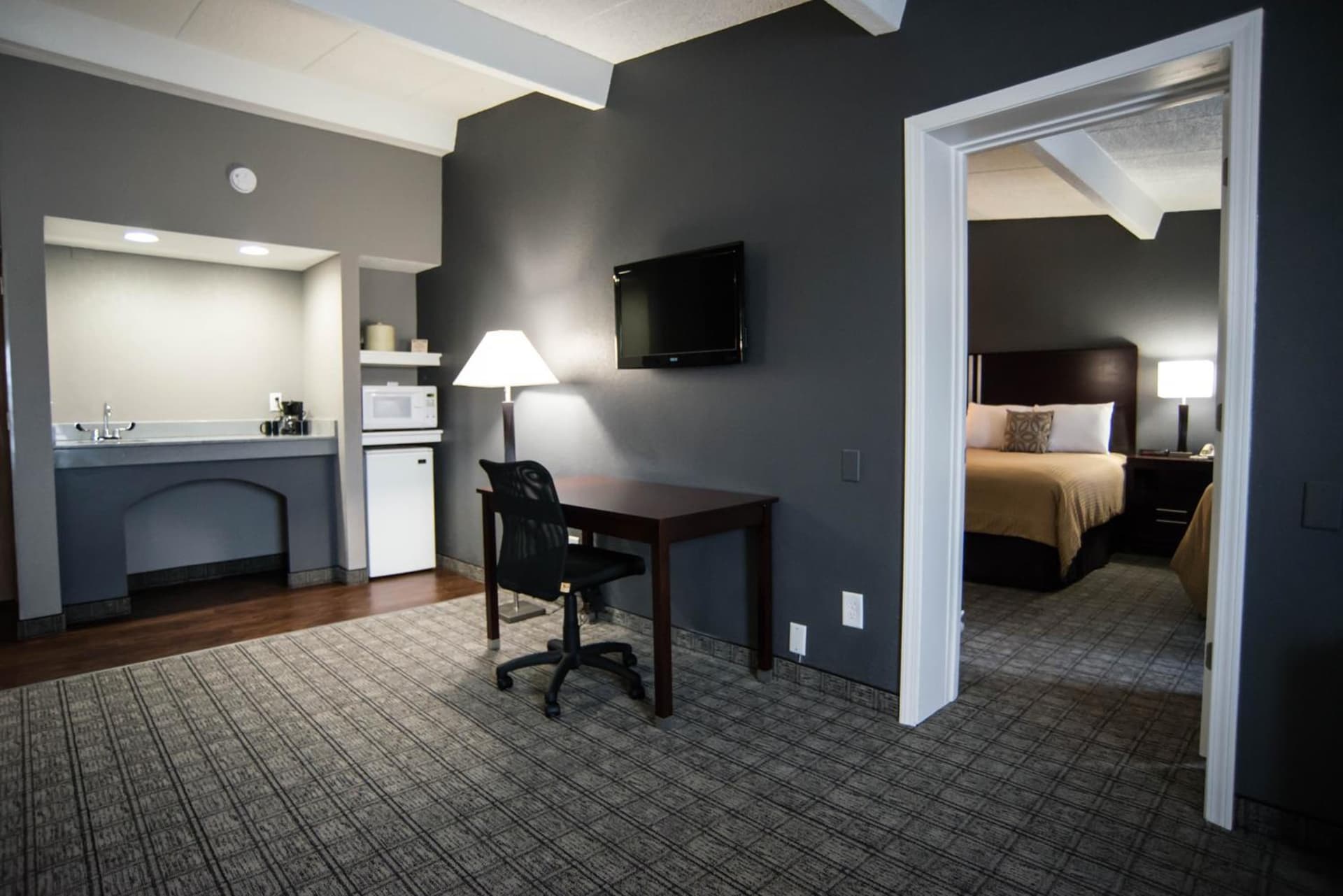 Red Lion Inn & Suites Urbana gallery photo in Champaign, IL — image 24