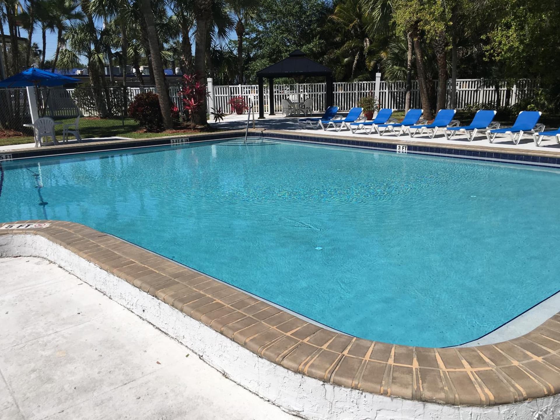 Travelodge by Wyndham Lakeland gallery photo in Lakeland, FL — image 39
