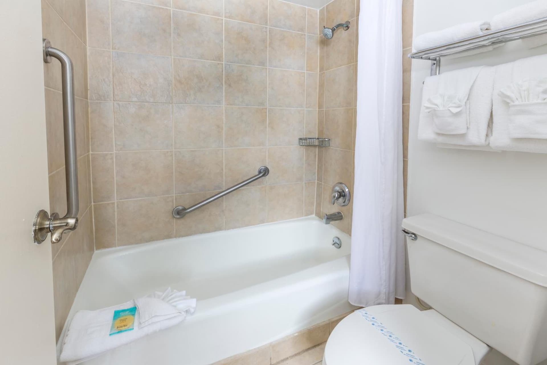 Ramada by Wyndham Flamingo Water Park gallery photo in Kissimmee, FL — image 32
