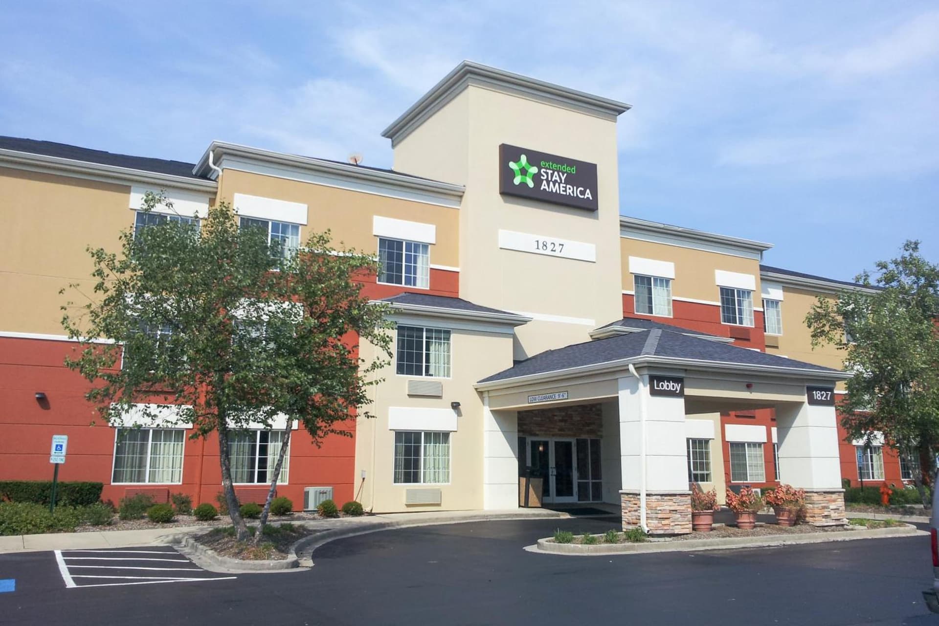 Extended Stay America Select Suites - Chicago - Naperville - East gallery photo in Naperville, IL — image 49