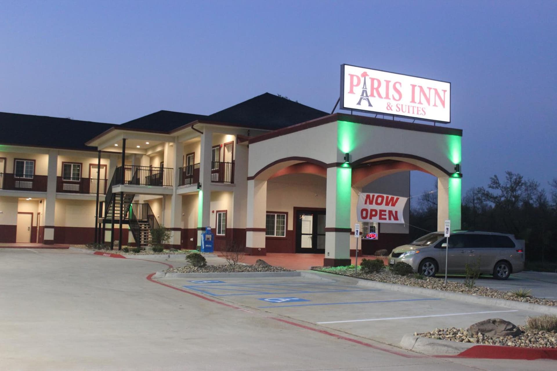 Paris Inn & Suites interior in Paris, TX — gallery photo 2