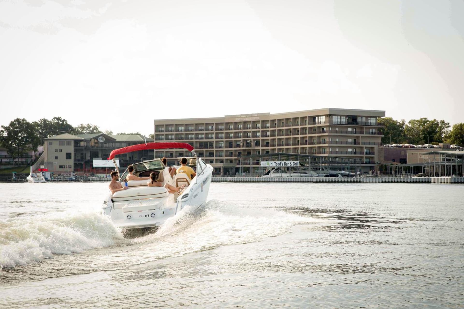Camden on the Lake Resort featured exterior or lobby in Lake Ozark, MO — similar hotel