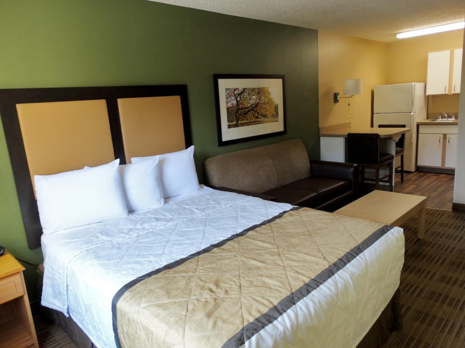 Extended Stay America Suites - Fort Worth - Medical Center gallery photo in Fort Worth, TX — image 24