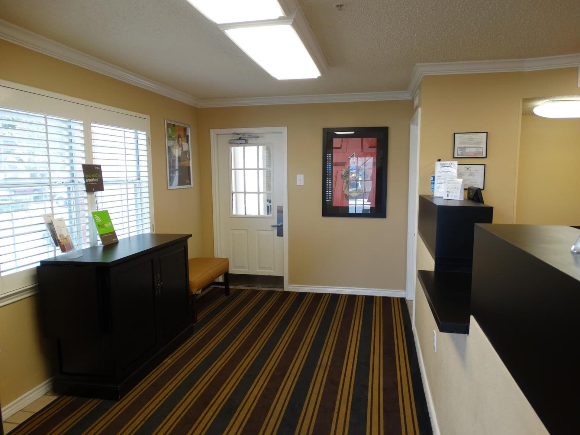 Extended Stay America Suites - Fort Worth - Medical Center gallery photo in Fort Worth, TX — image 6