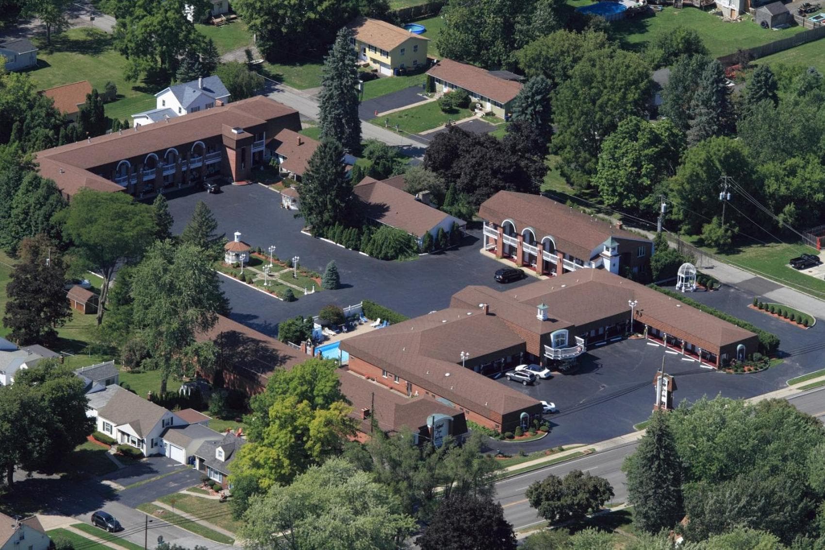 Lockport Inn and Suites featured exterior or lobby in Lockport, NY — similar hotel
