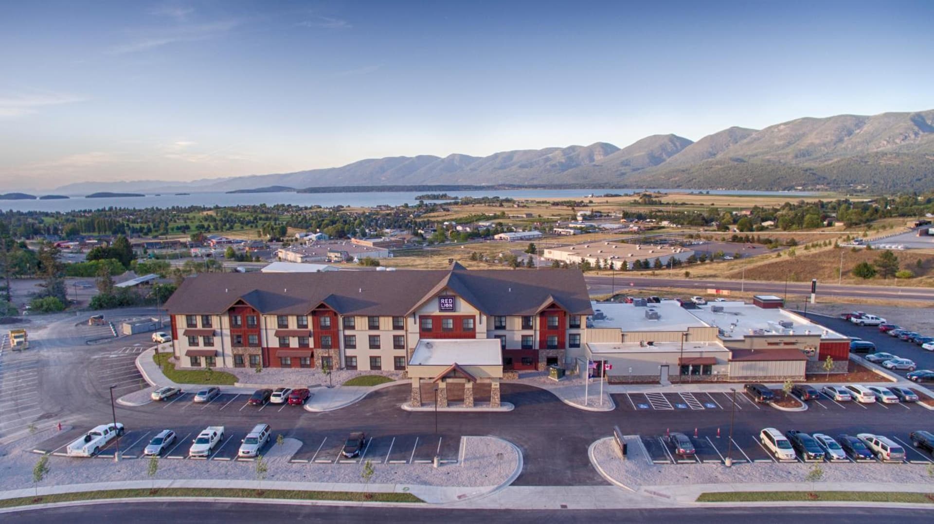 Red Lion Ridgewater Inn & Suites Polson featured exterior or lobby in Polson, MT — similar hotel