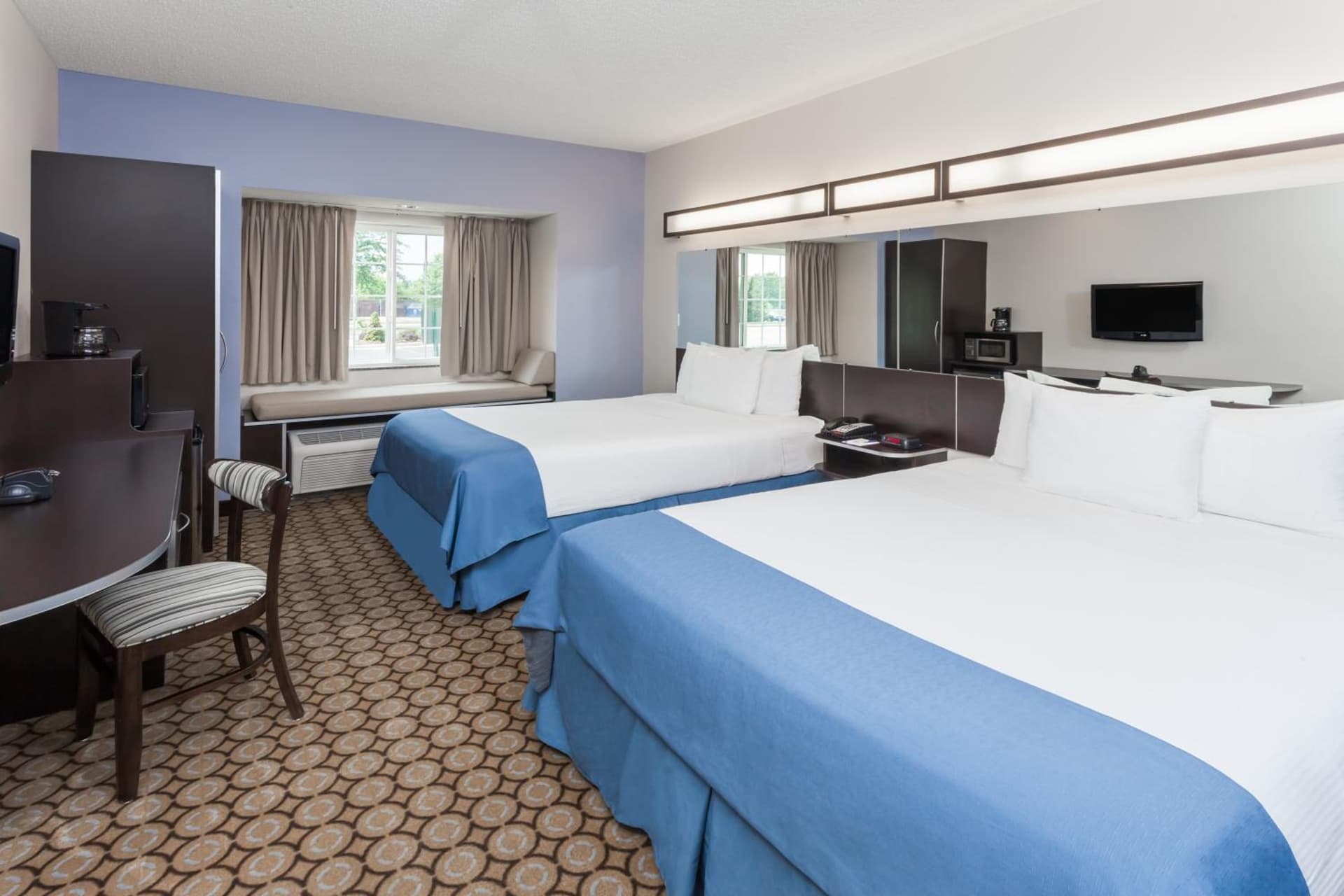 Microtel Inn and Suites Elkhart interior in Elkhart, IN — gallery photo 2