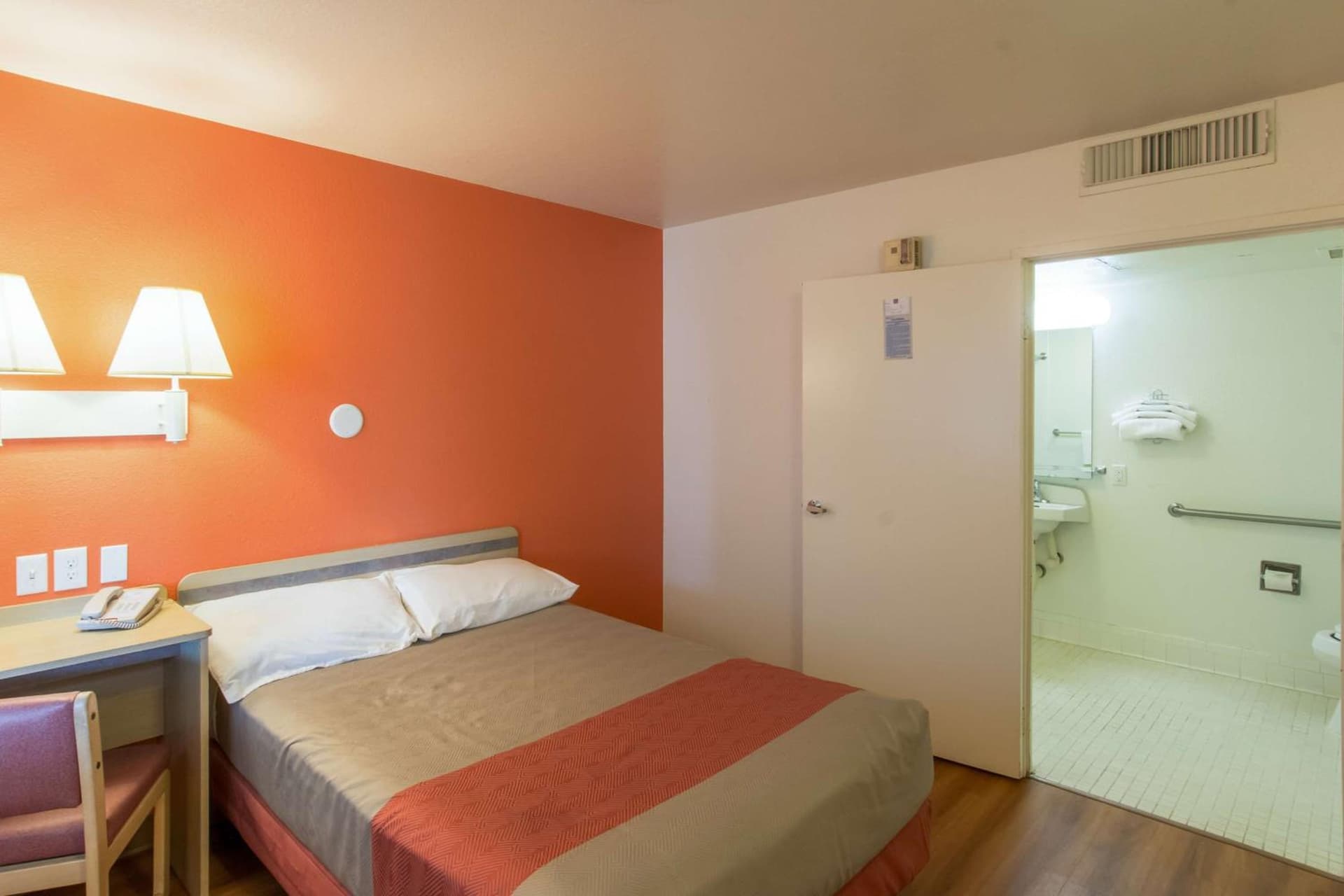 Motel 6-Redding, CA - North gallery photo in Redding, CA — image 25