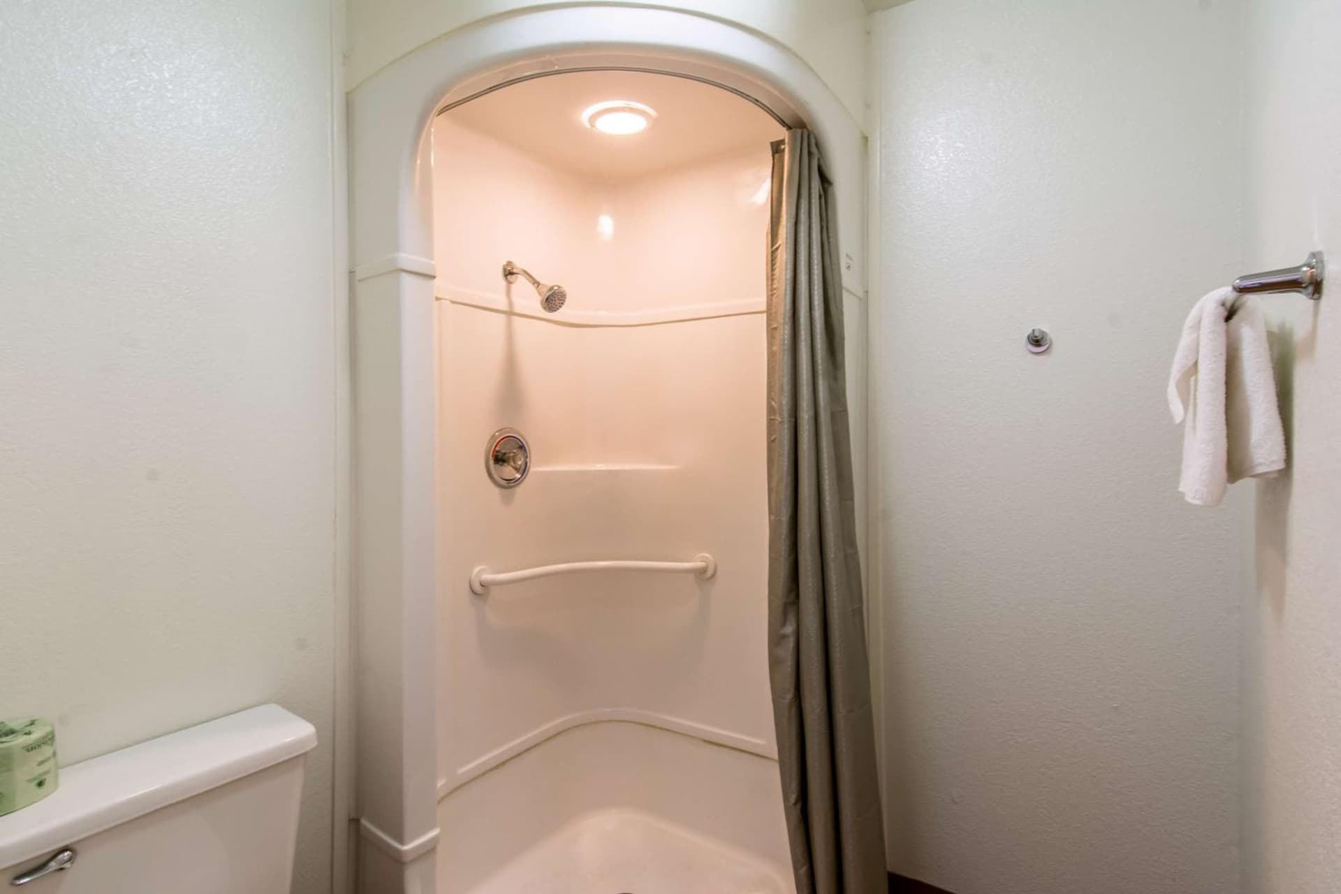 Motel 6-Redding, CA - North gallery photo in Redding, CA — image 28