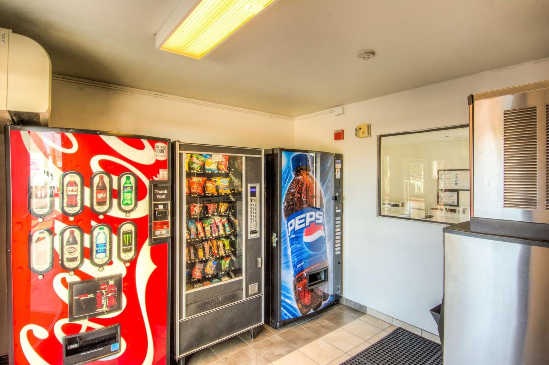 Motel 6-Redding, CA - North gallery photo in Redding, CA — image 41