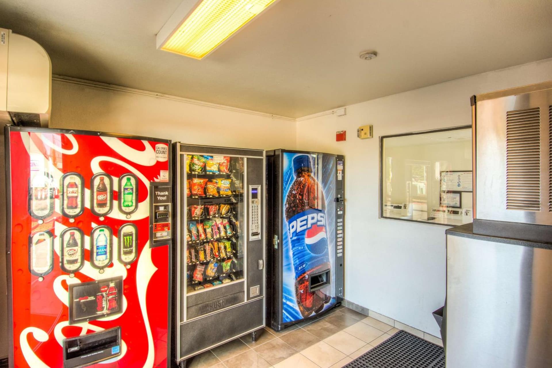 Motel 6-Redding, CA - North gallery photo in Redding, CA — image 42