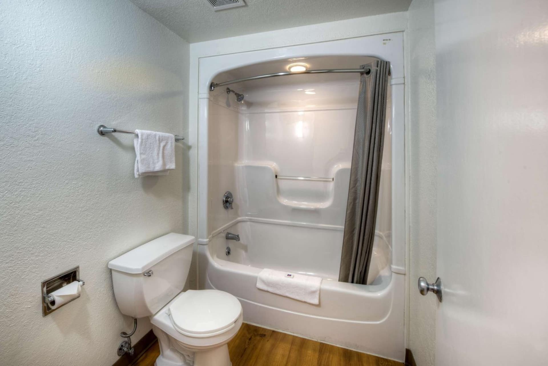 Motel 6-Niantic, CT - New London gallery photo in Niantic, CT — image 34