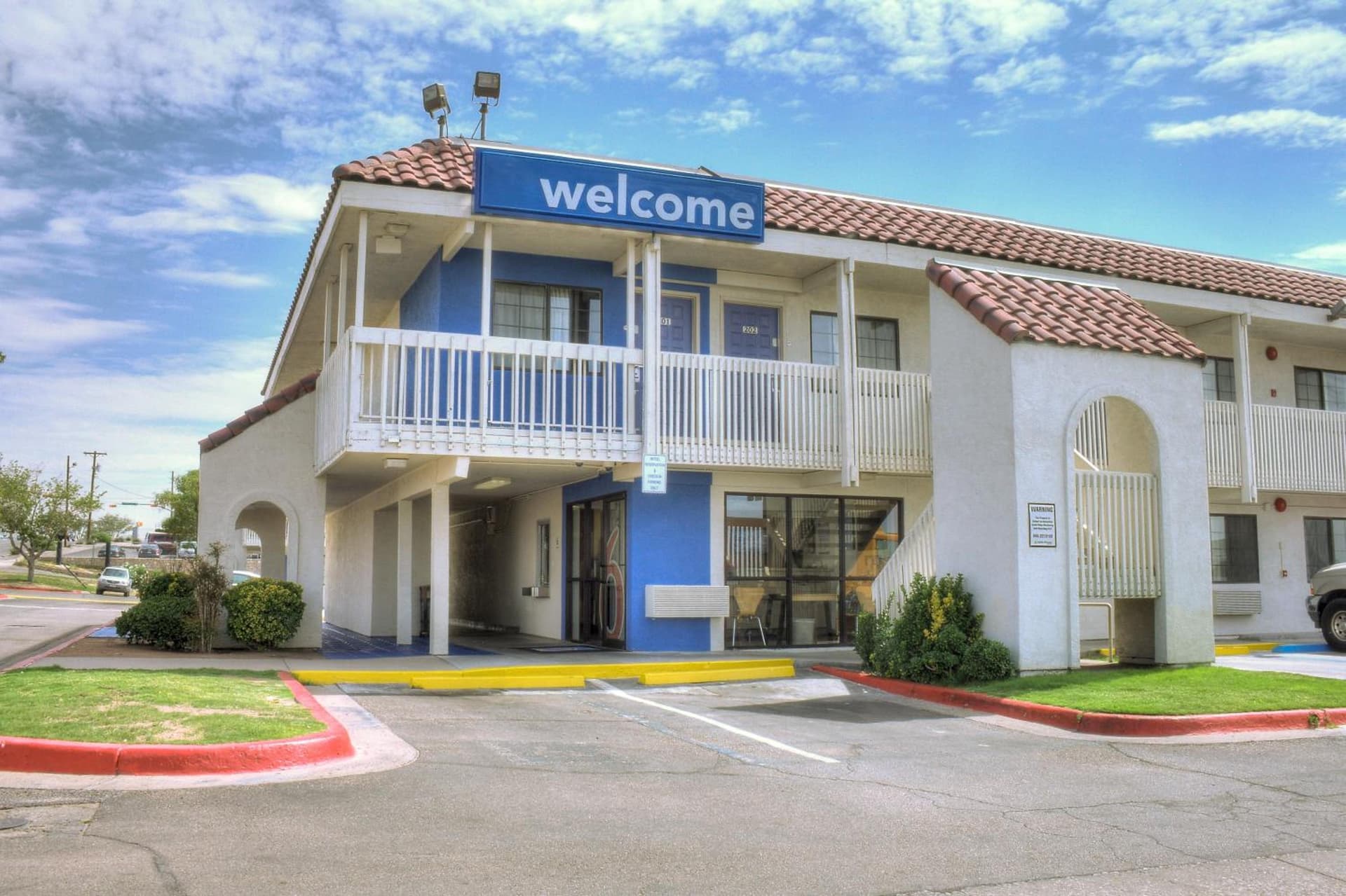 Motel 6-El Paso, TX - East gallery photo in El Paso, TX — image 7