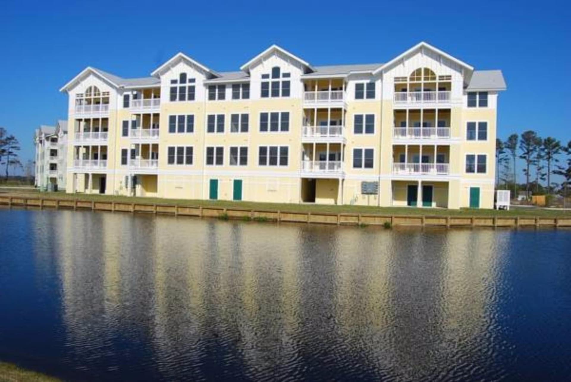 Hamilton Cay at Bermuda Bay by Kees Vacations featured exterior or lobby in Kill Devil Hills, NC — similar hotel