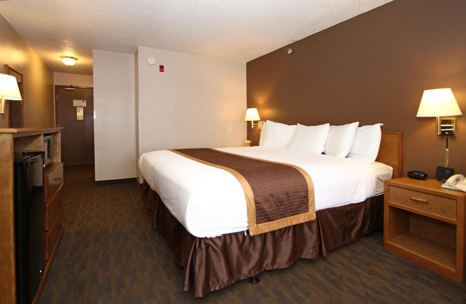 New Victorian Inn & Suites Lincoln gallery photo in Lincoln, NE — image 24