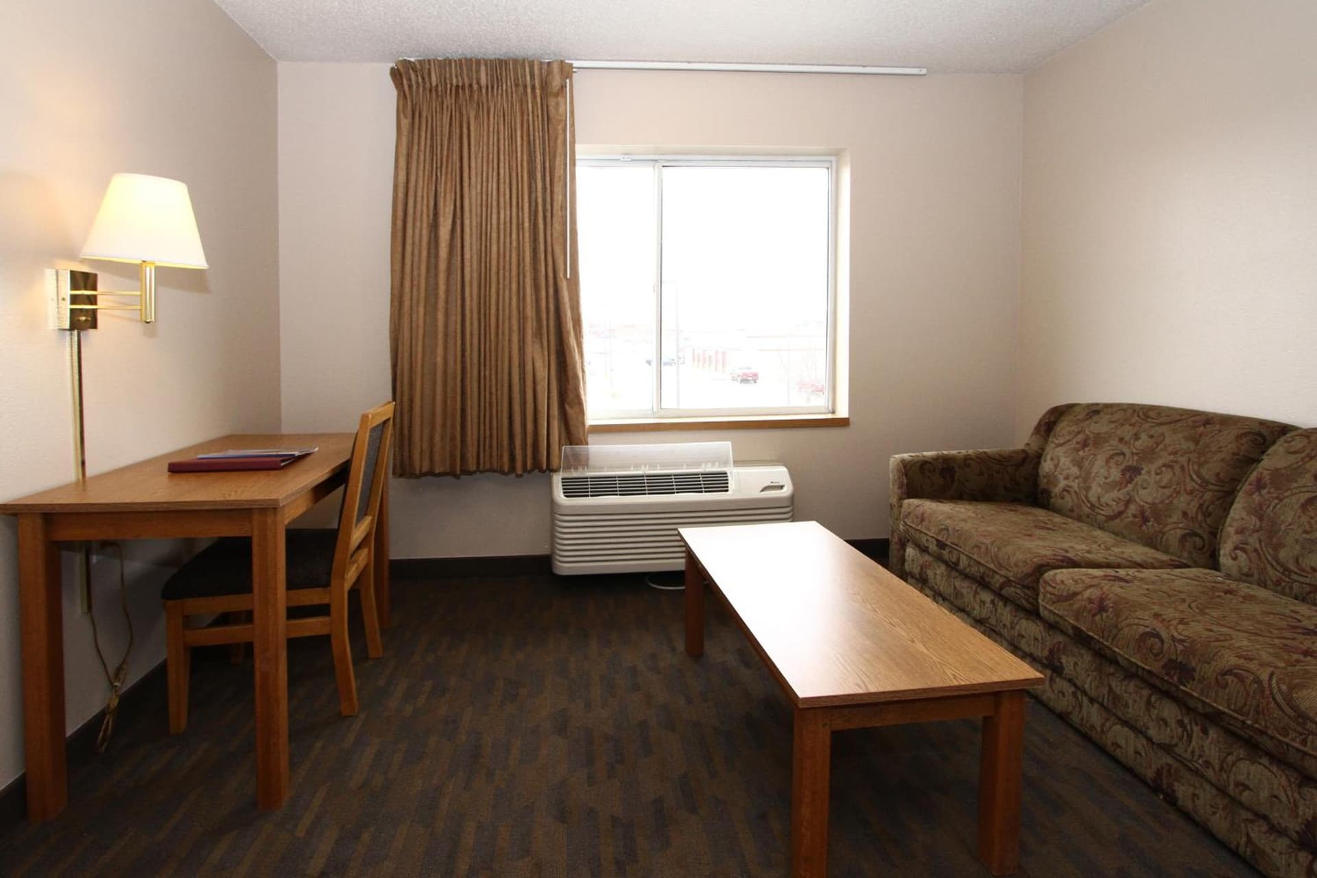 New Victorian Inn & Suites Lincoln gallery photo in Lincoln, NE — image 33