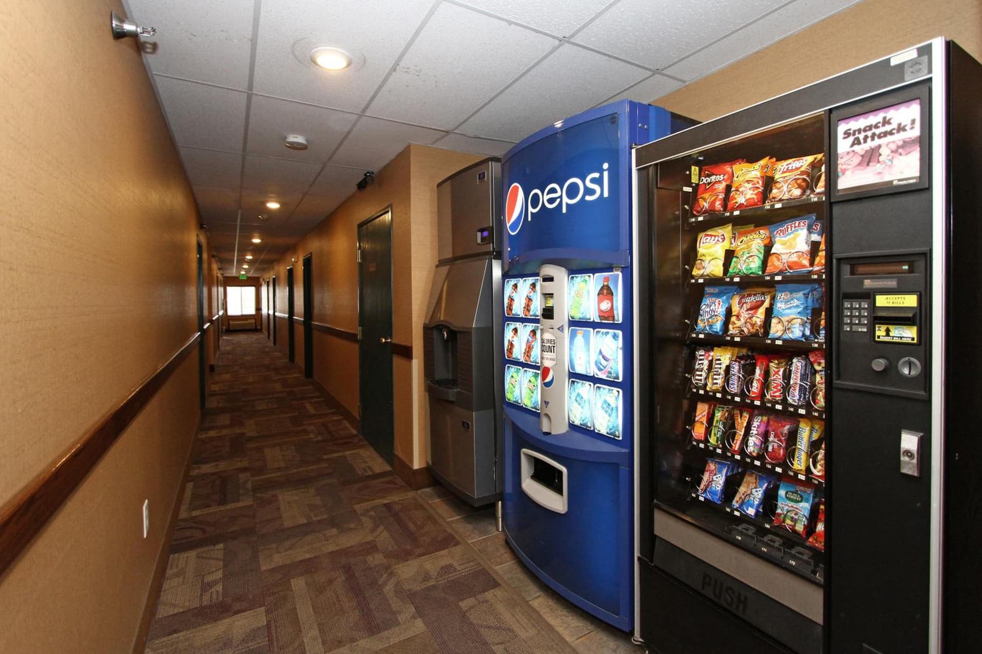 New Victorian Inn & Suites Lincoln gallery photo in Lincoln, NE — image 18