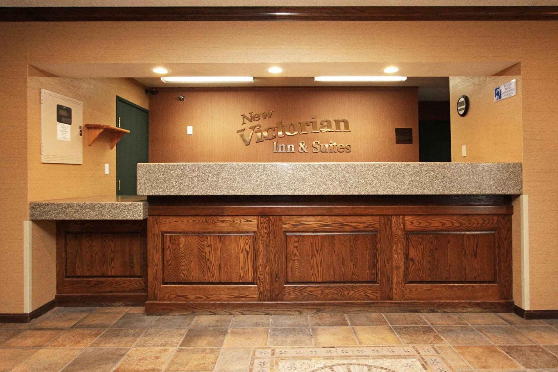 New Victorian Inn & Suites Lincoln gallery photo in Lincoln, NE — image 5
