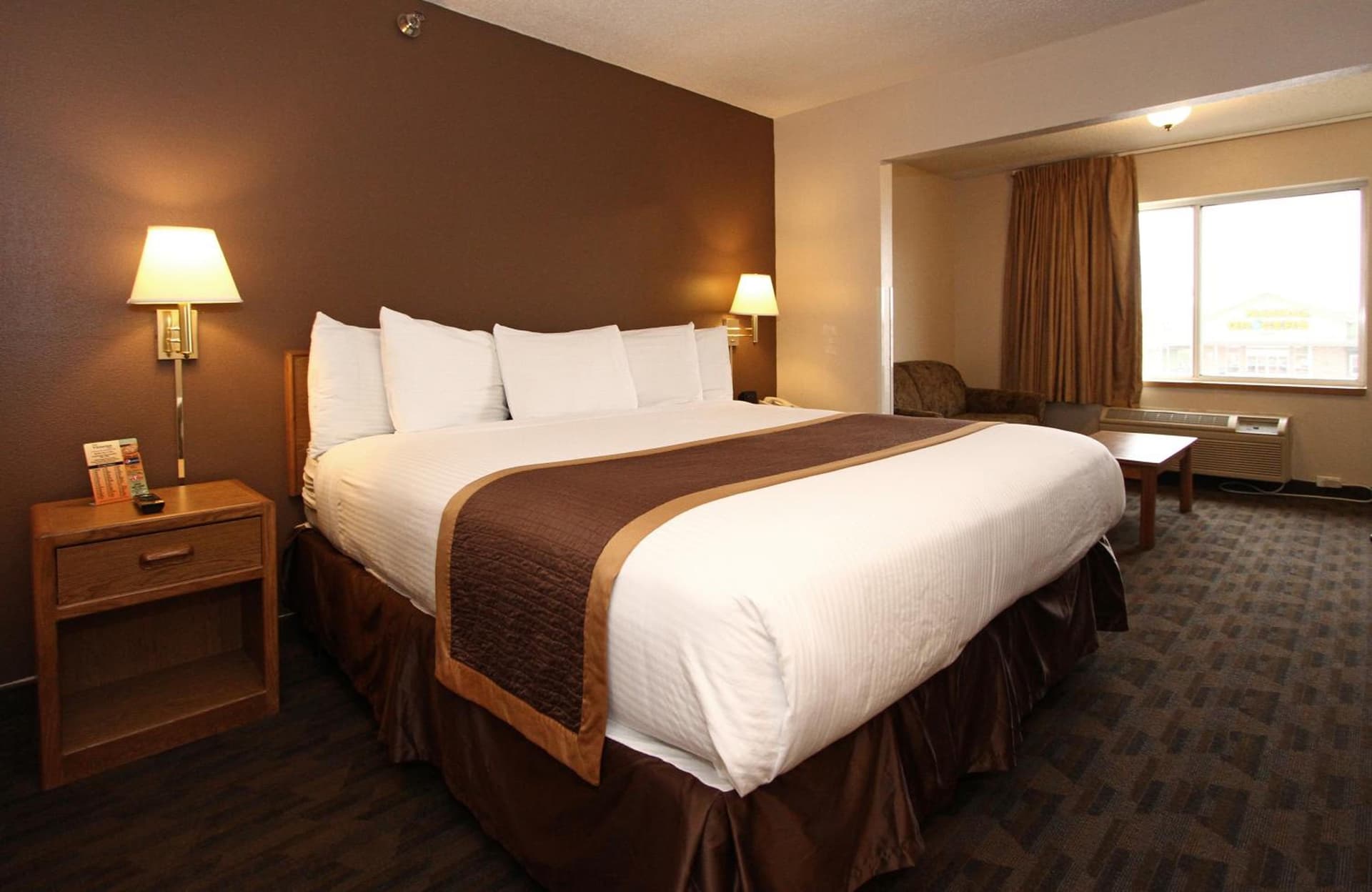New Victorian Inn & Suites Lincoln gallery photo in Lincoln, NE — image 6